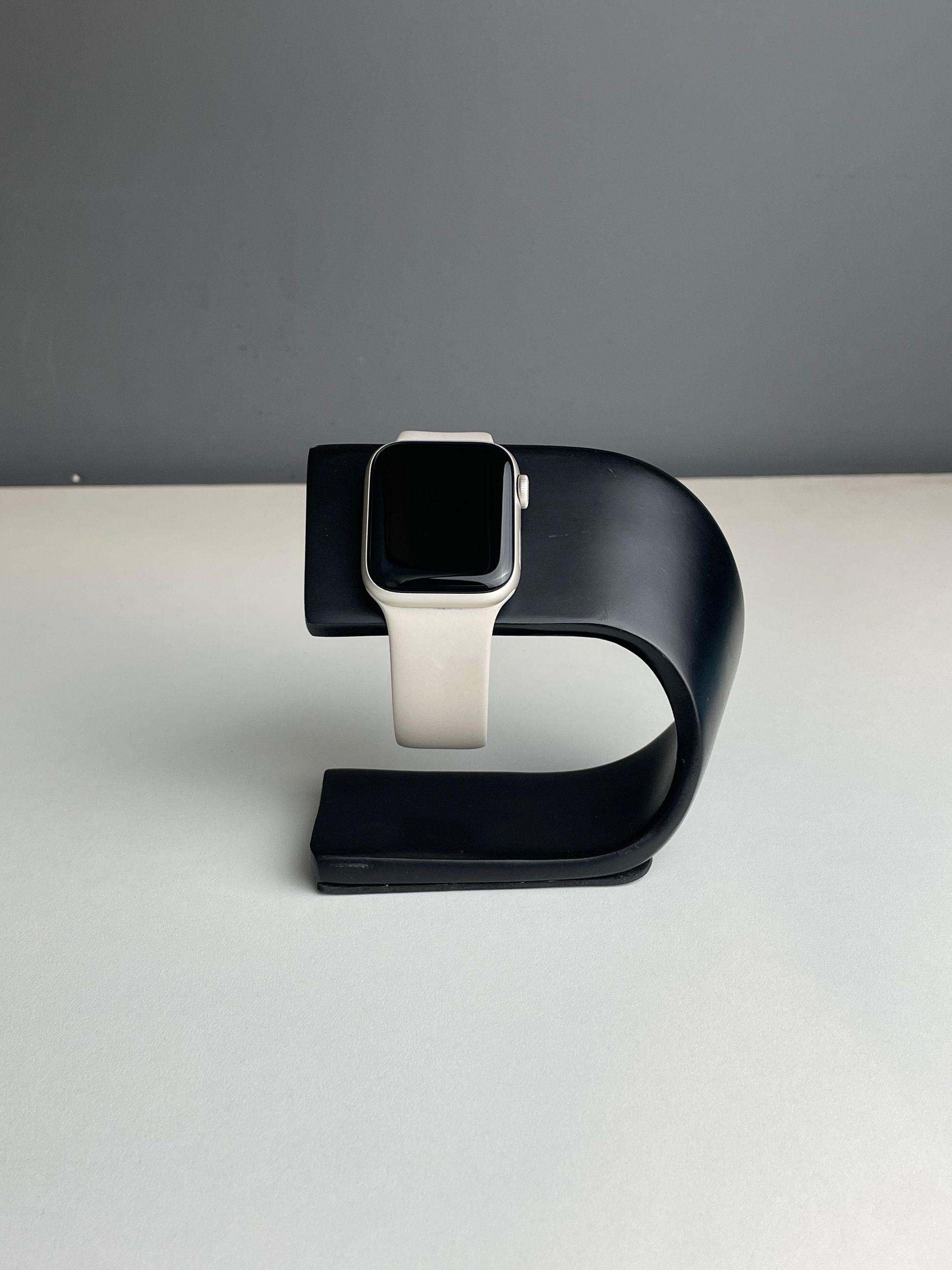 Apple Watch SE 40 мм (2е поколение)