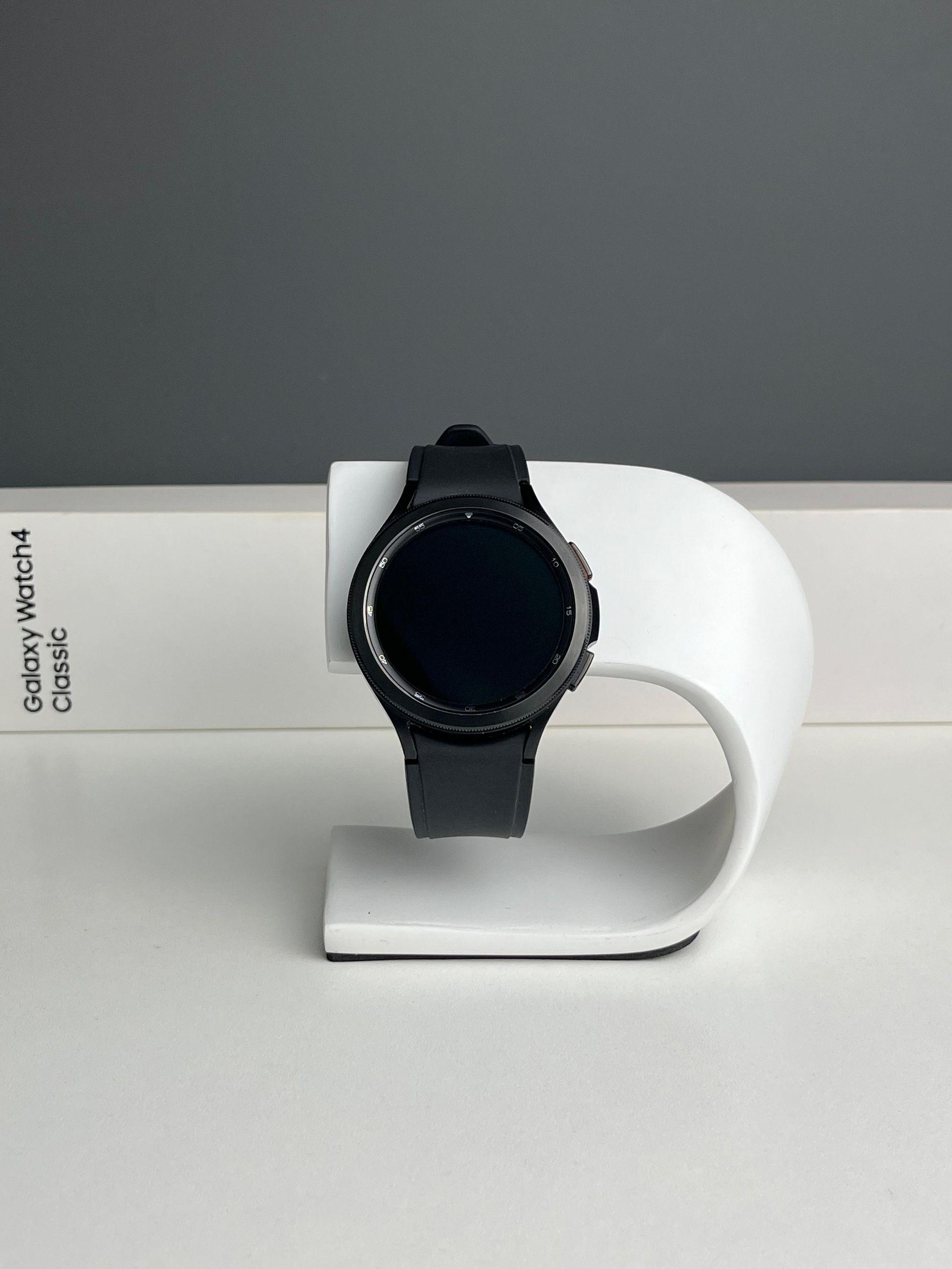 Samsung Galaxy Watch 4 Classic SM-R890