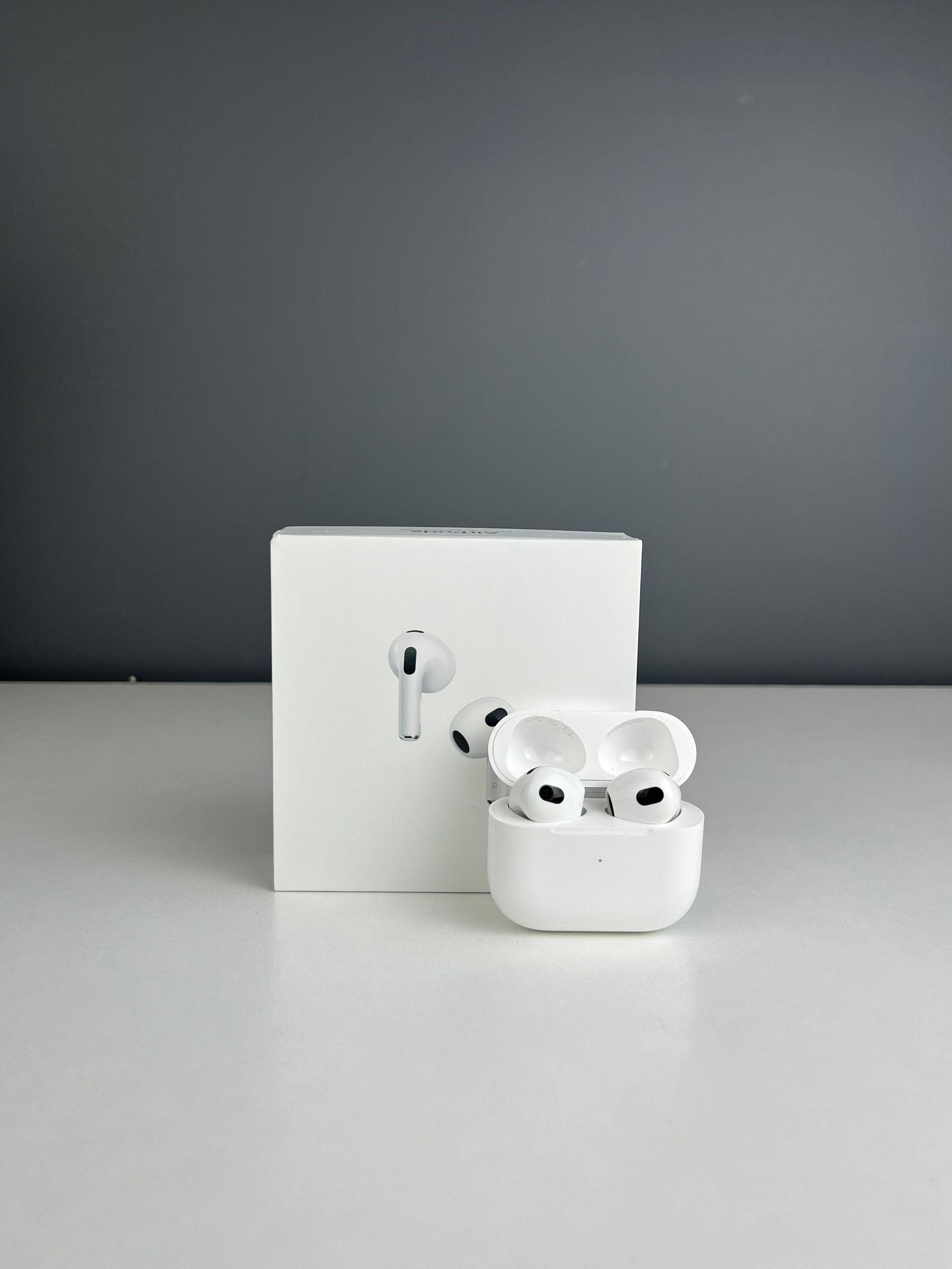 AirPods 3 series