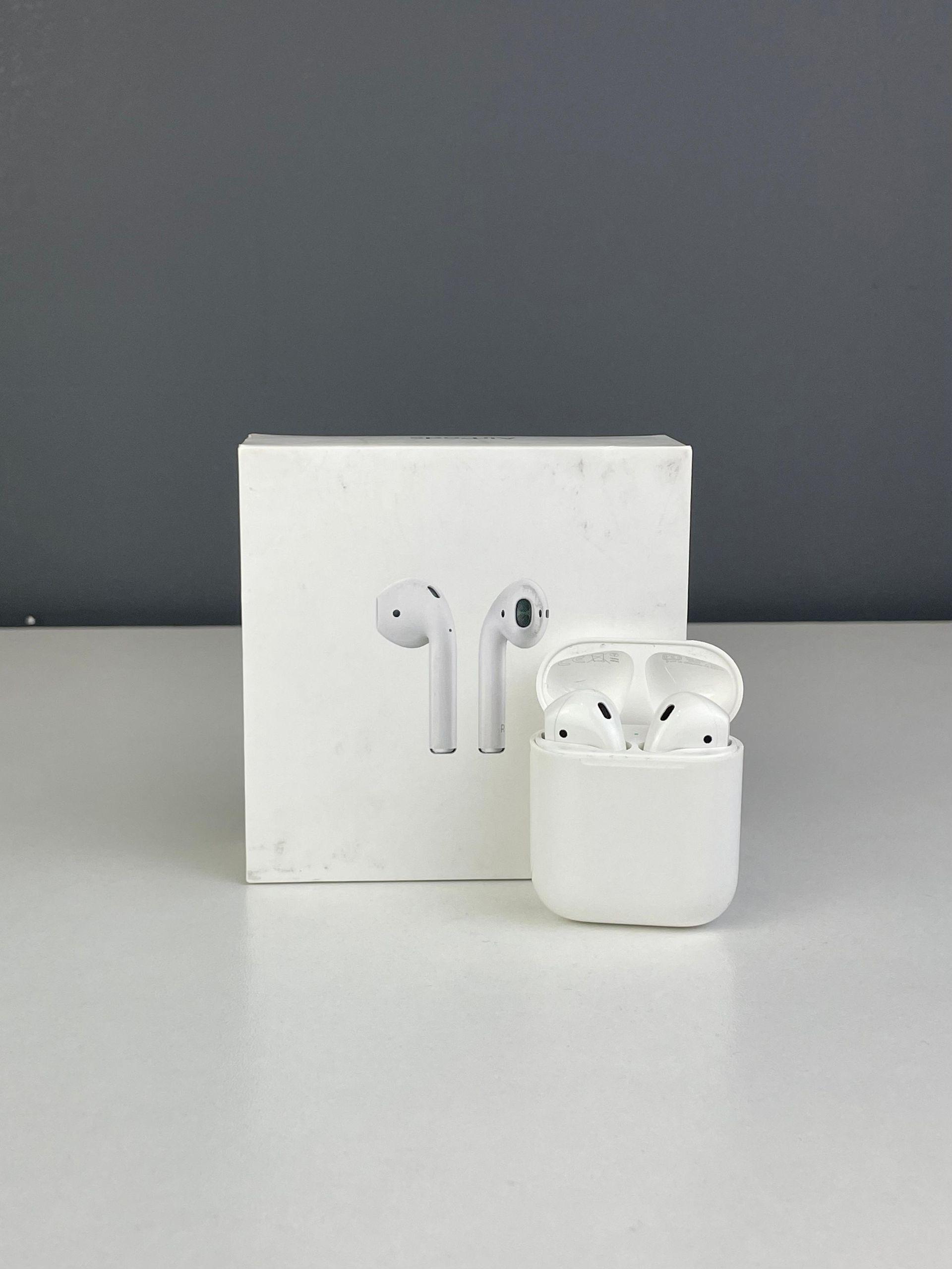 AirPods 2 series