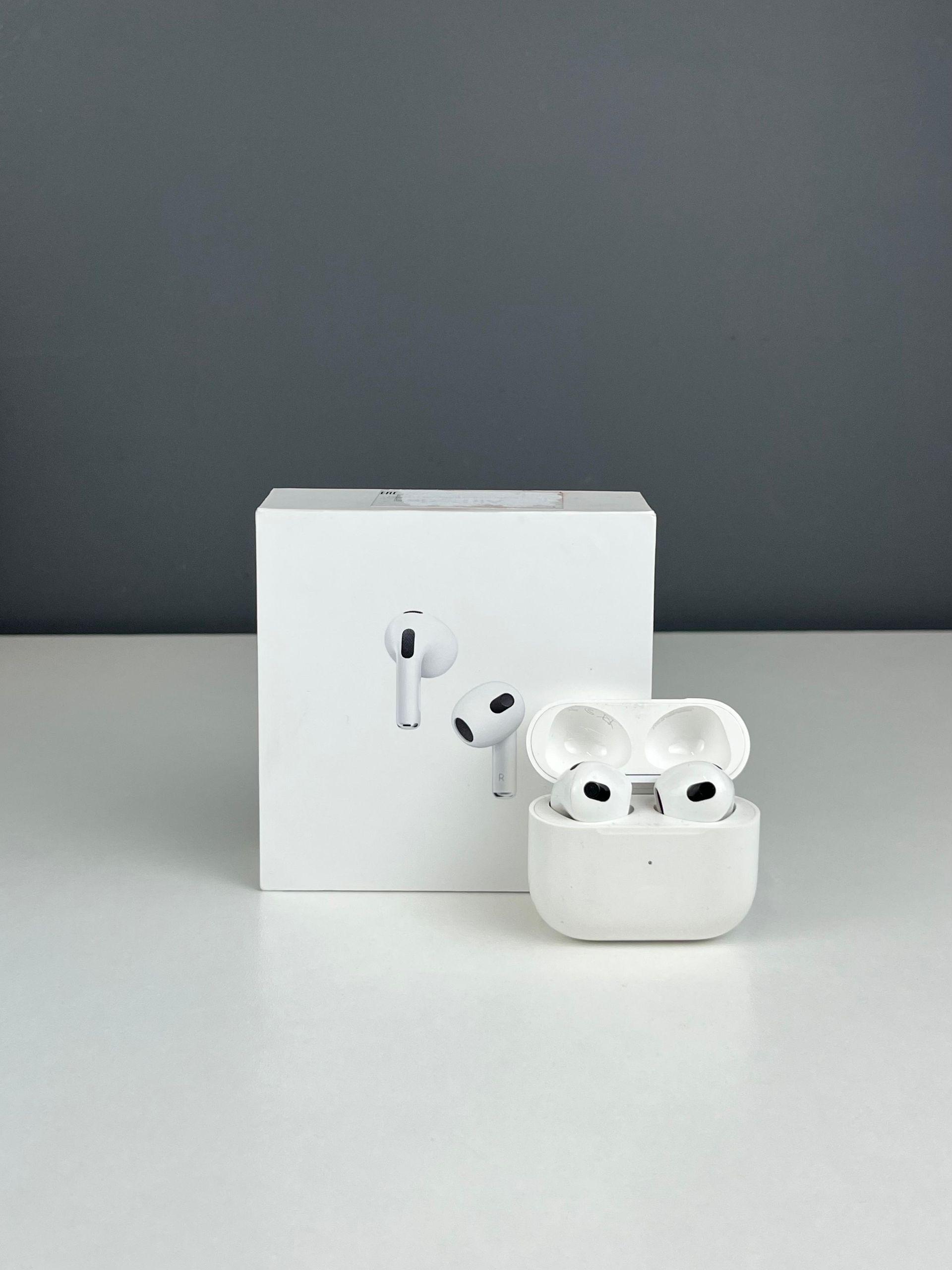 AirPods 3 series