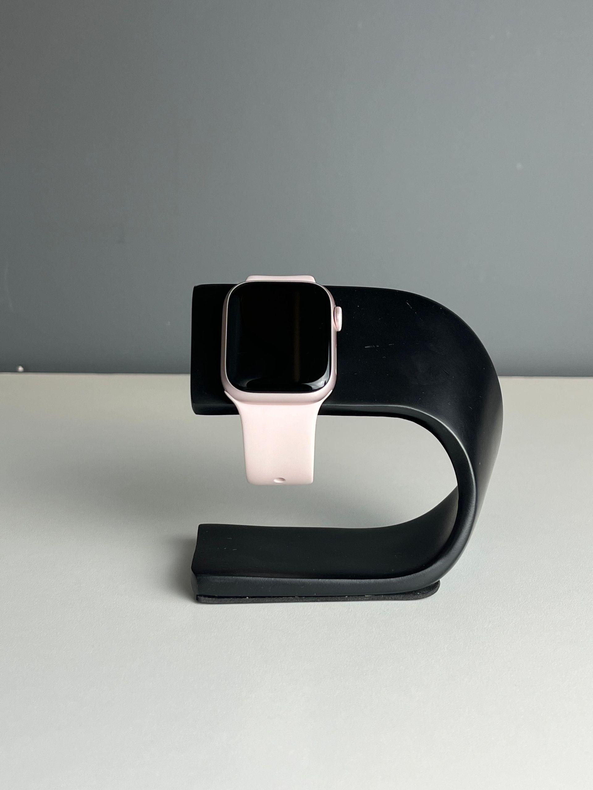 Apple Watch Series 9 GPS M/L 41 мм