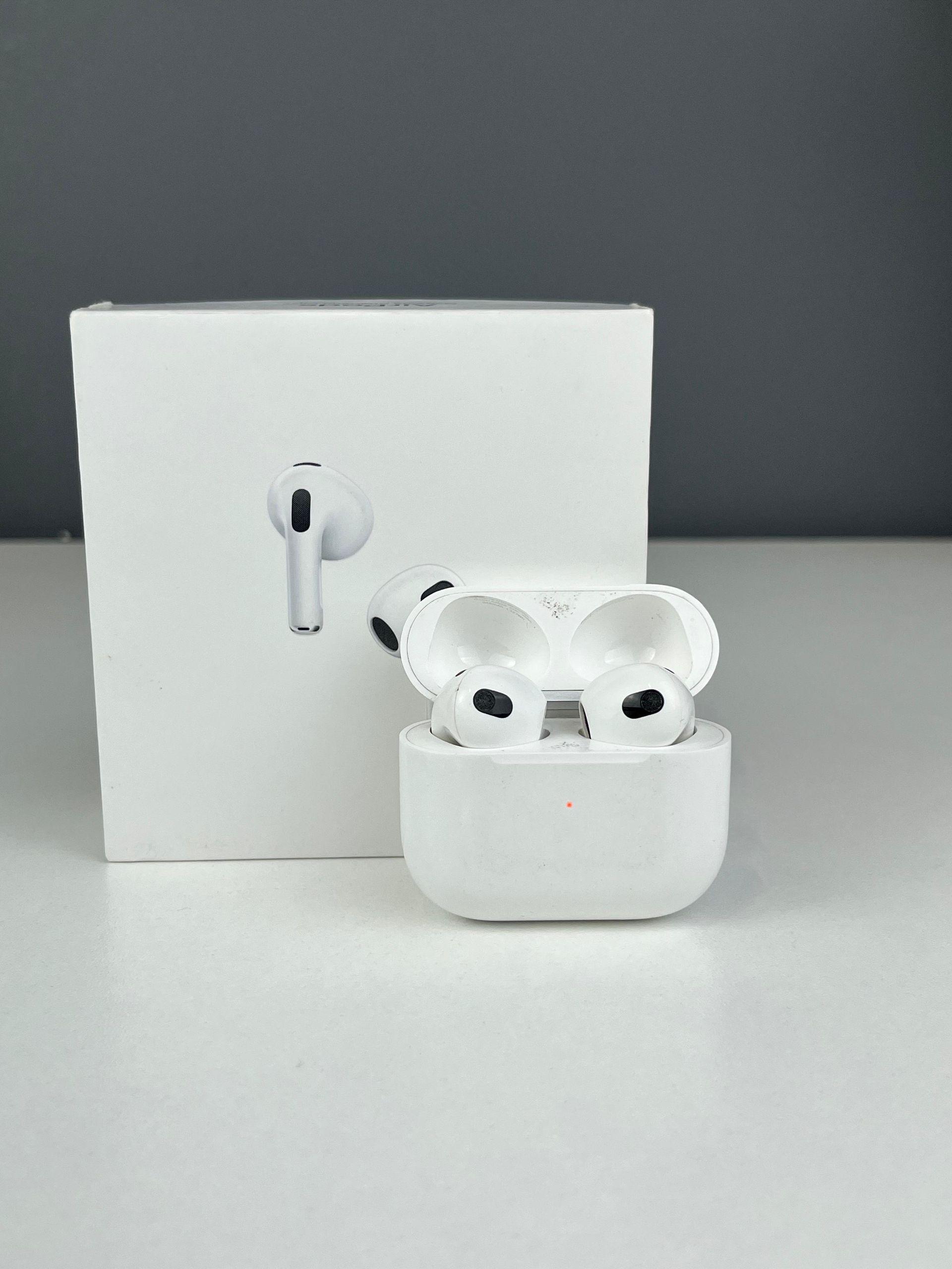 AirPods 3 series