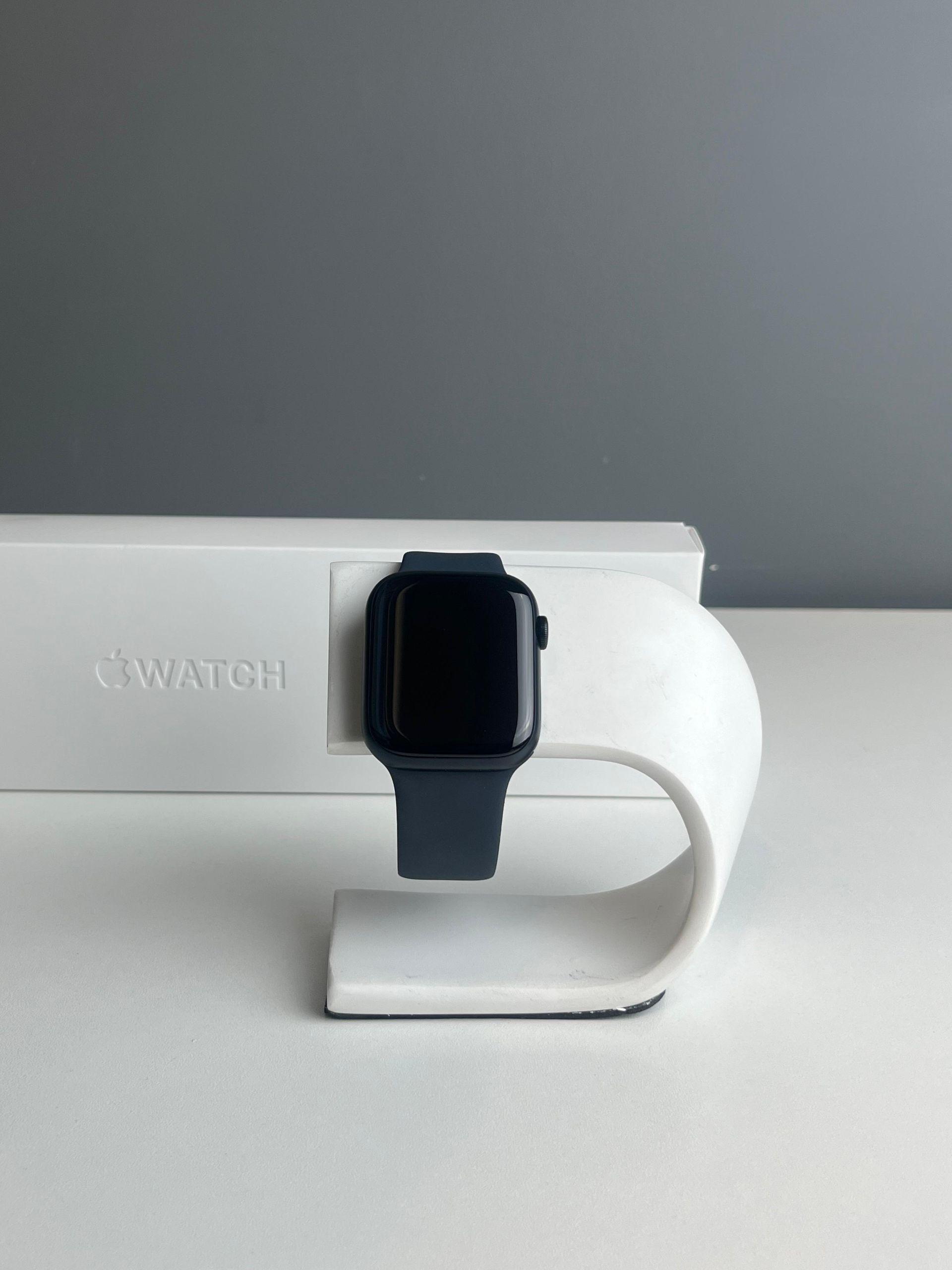 Apple Watch 8 series 45mm
