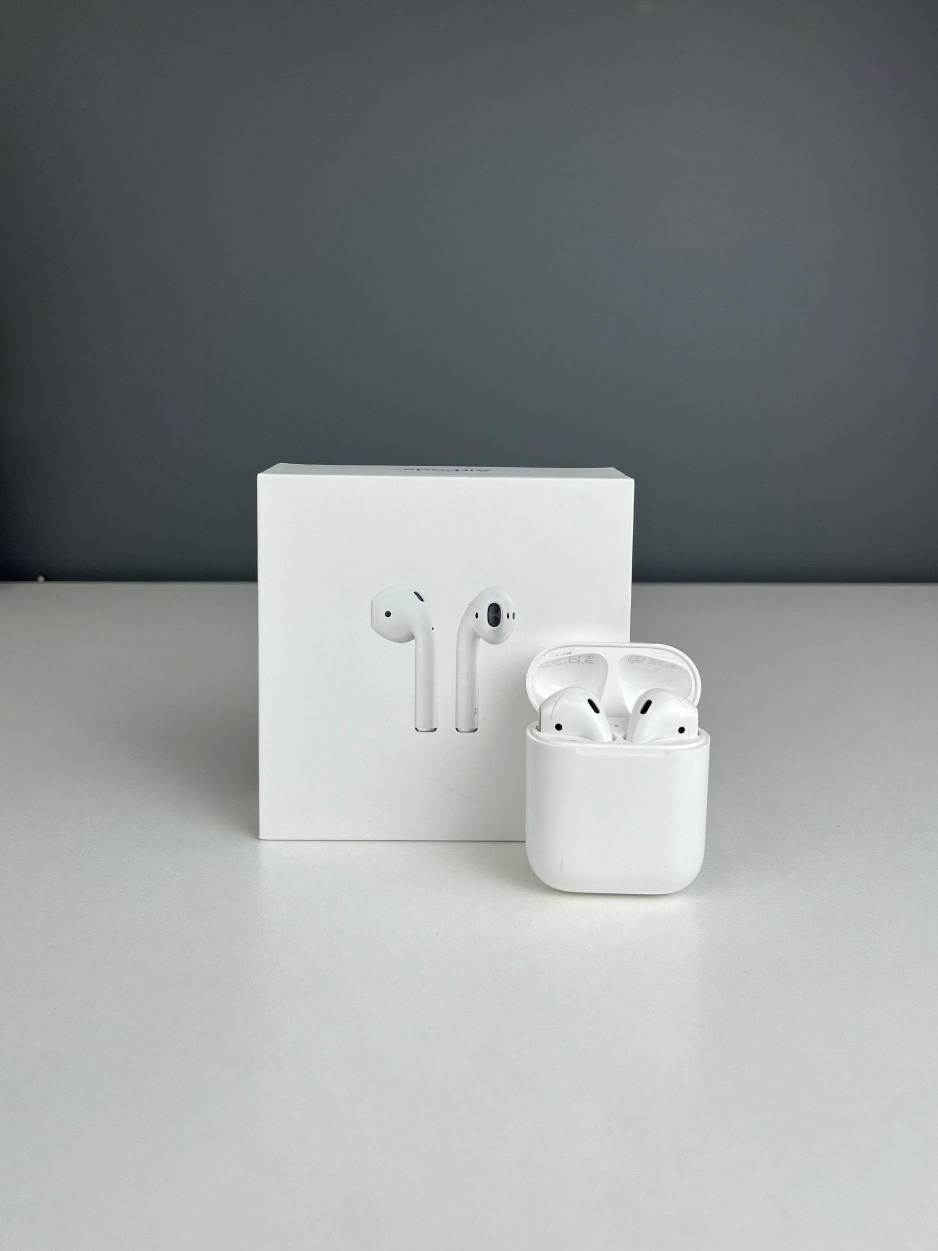 AirPods 2 series