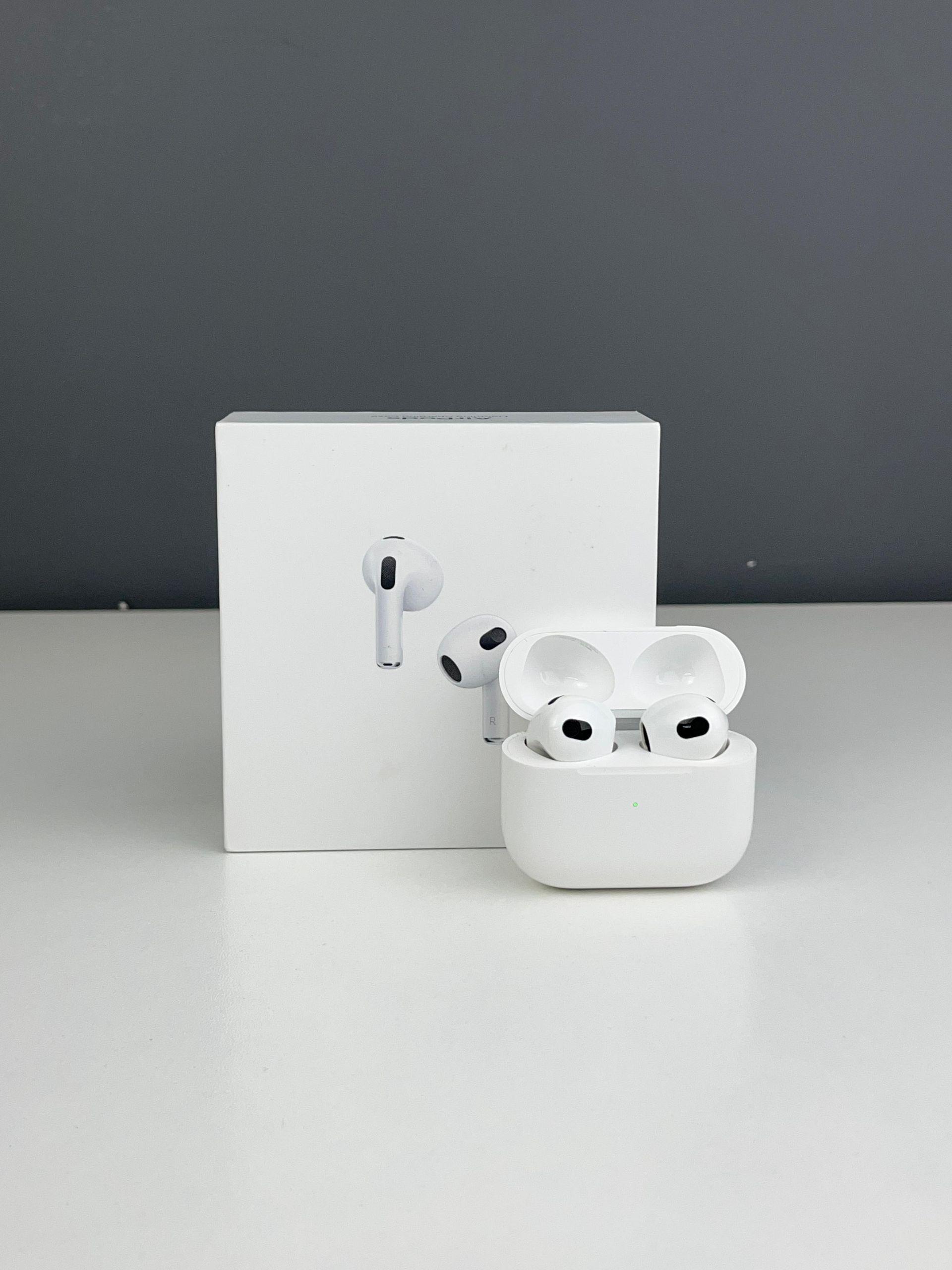 AirPods 3 series