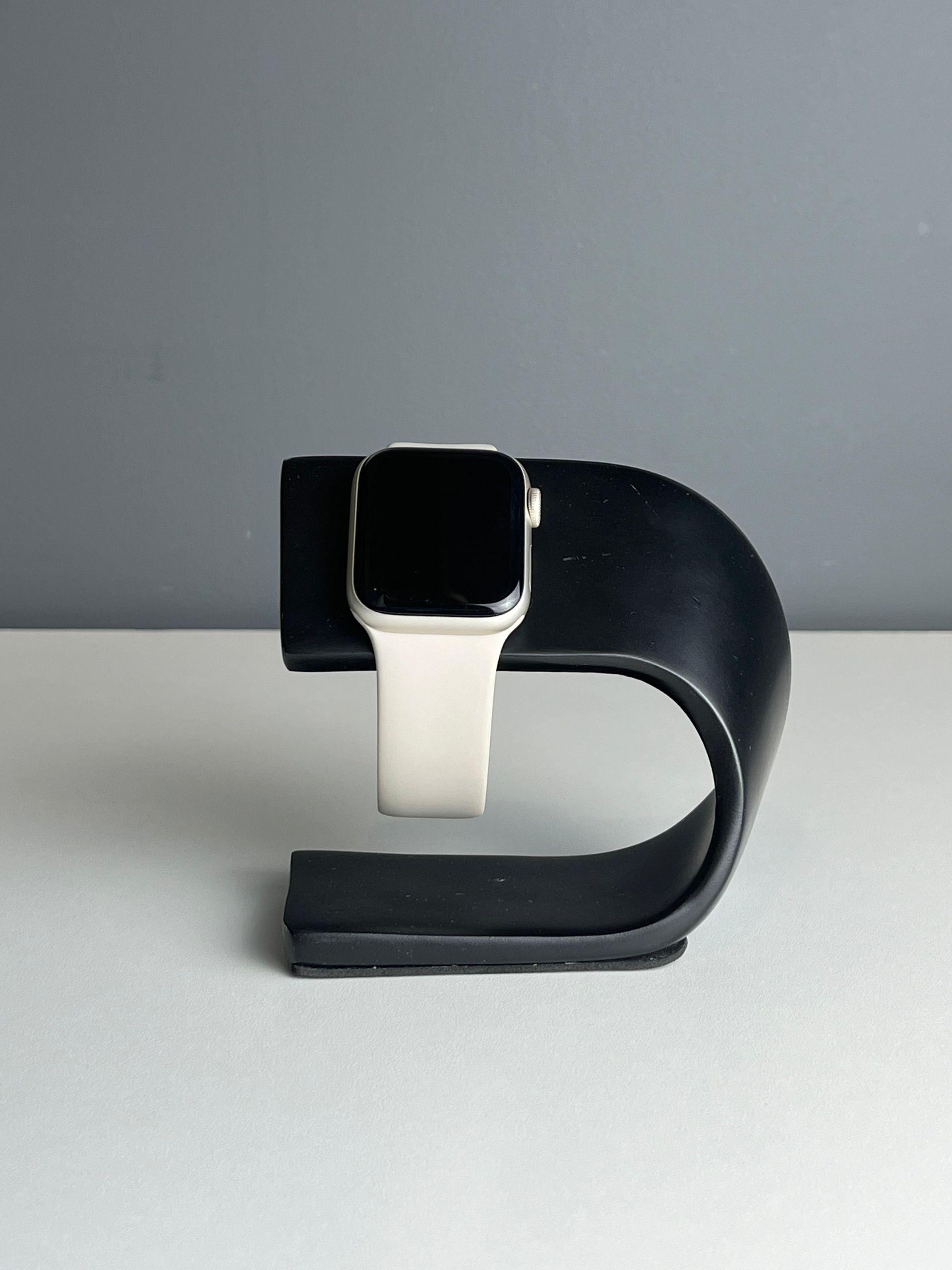 Apple Watch SE 40 мм (2е поколение)