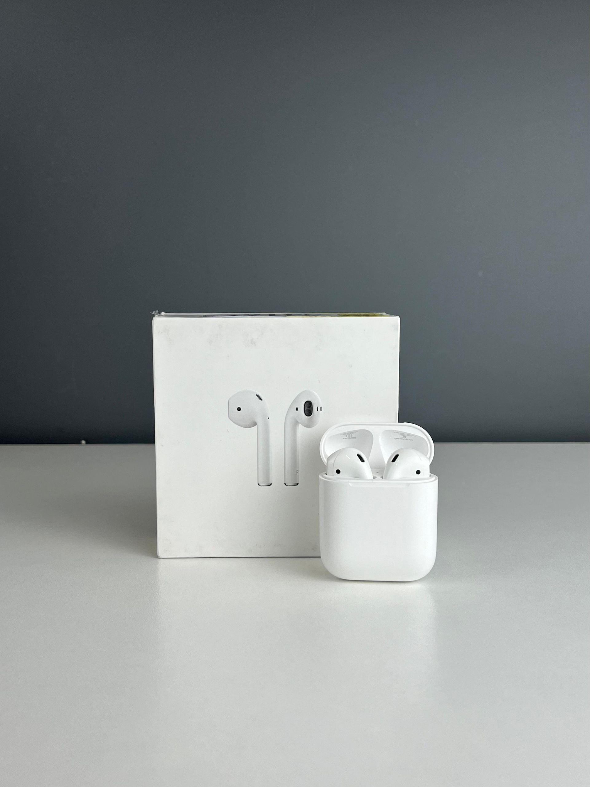 AirPods 2 series