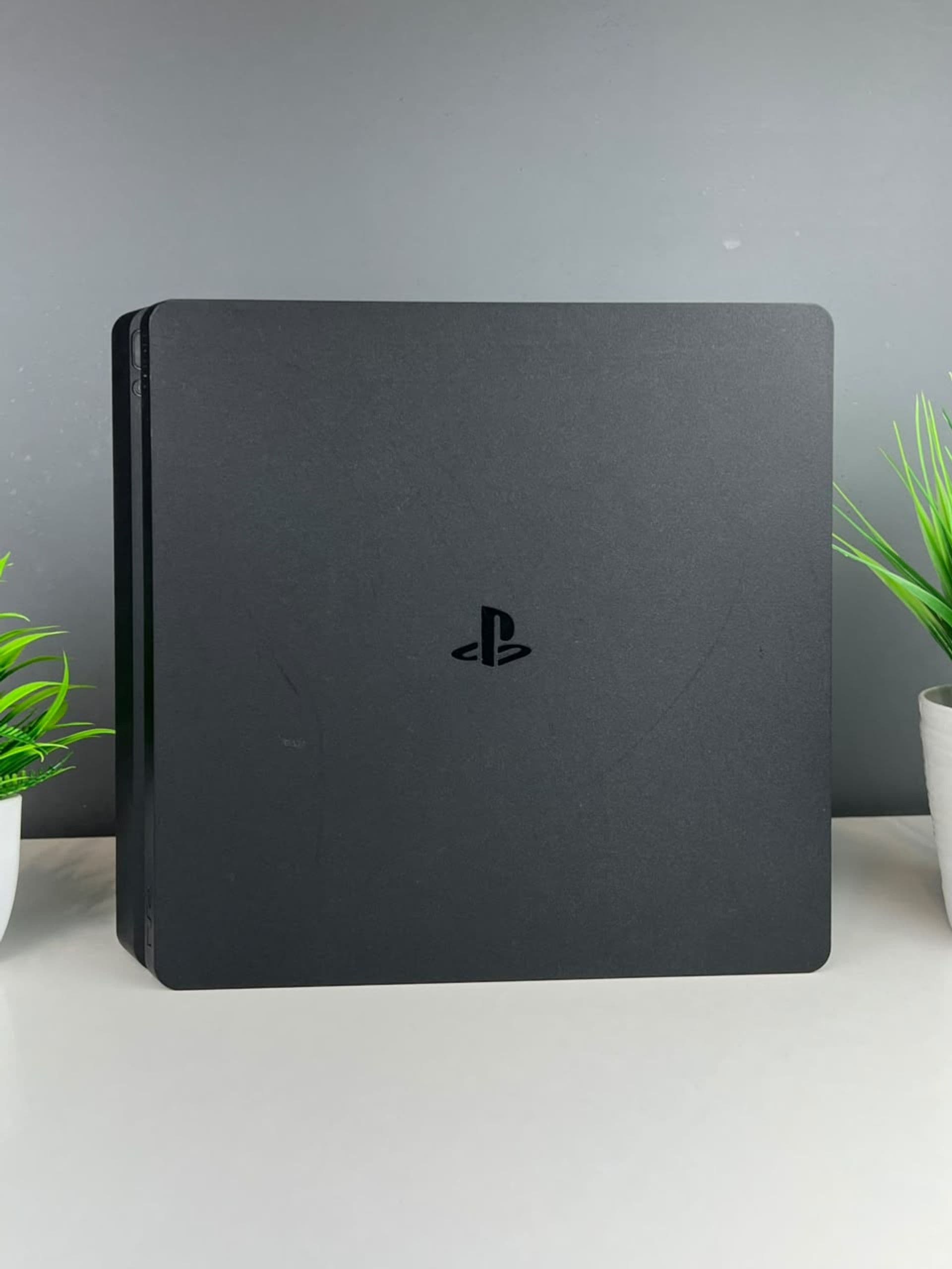 PlayStation 4 Slim — фото 2