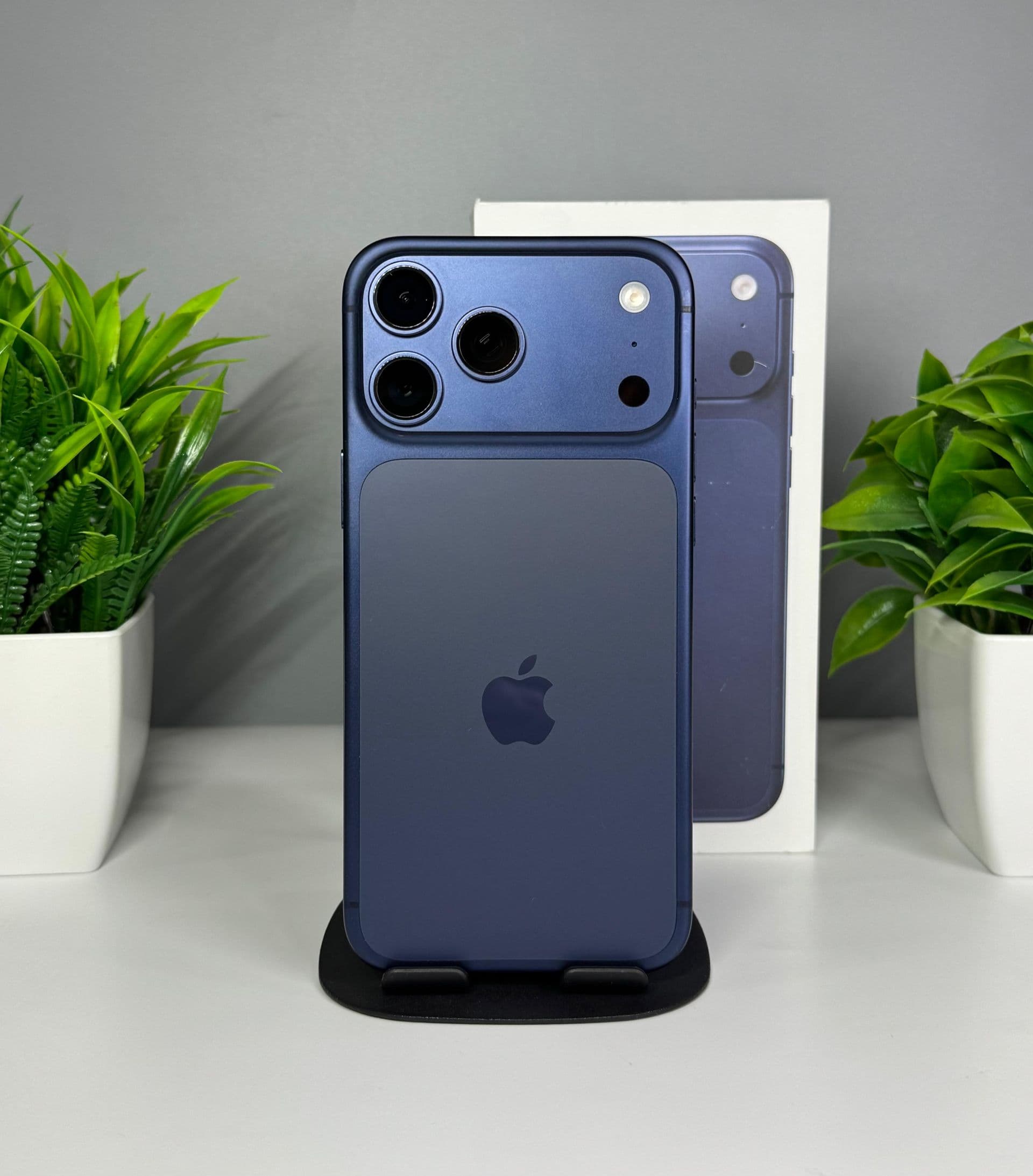 iPhone 17 Pro Max, 256 ГБ, Синий