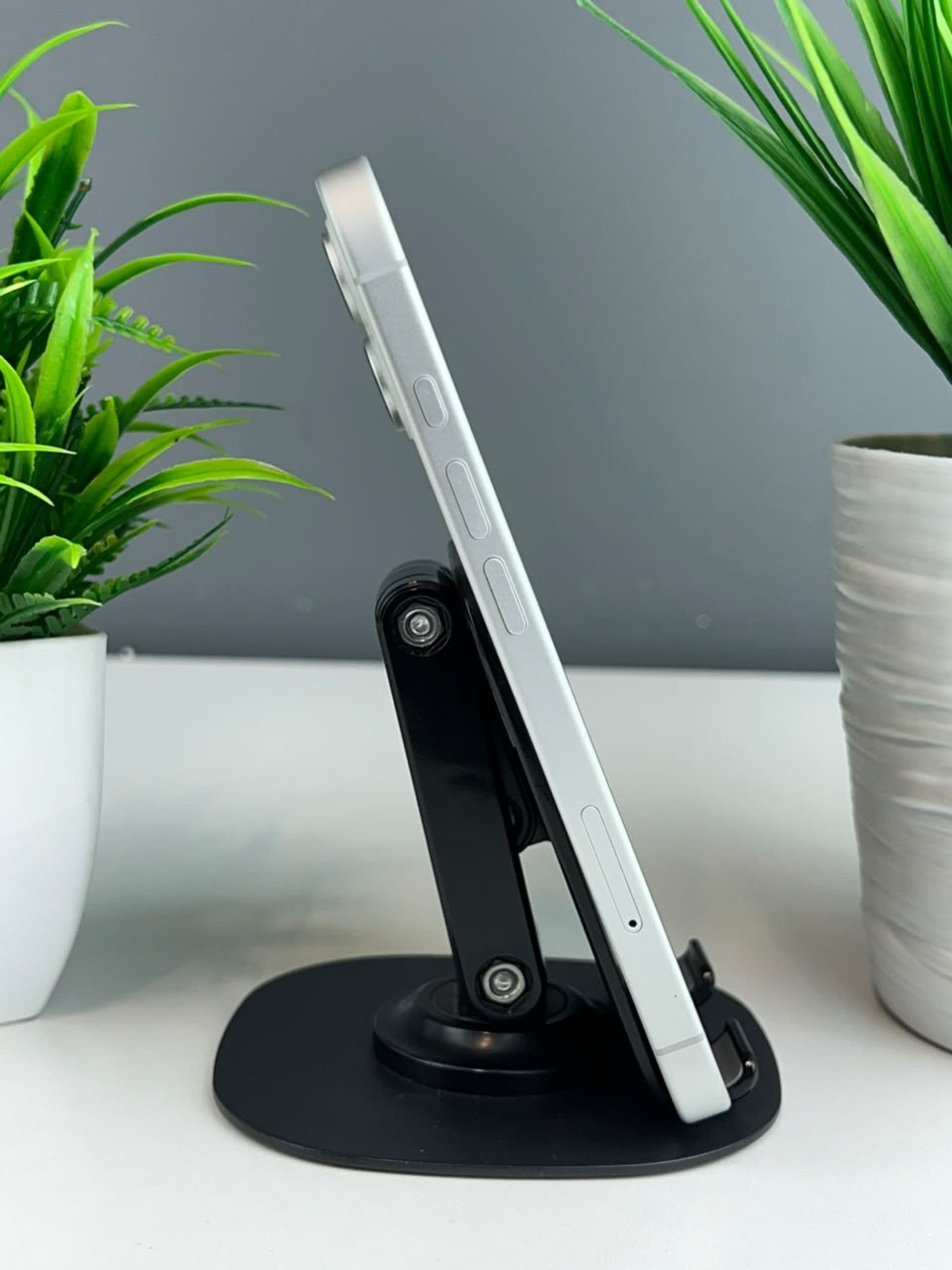 iPhone 16, 128 ГБ, Ақ — фото 3