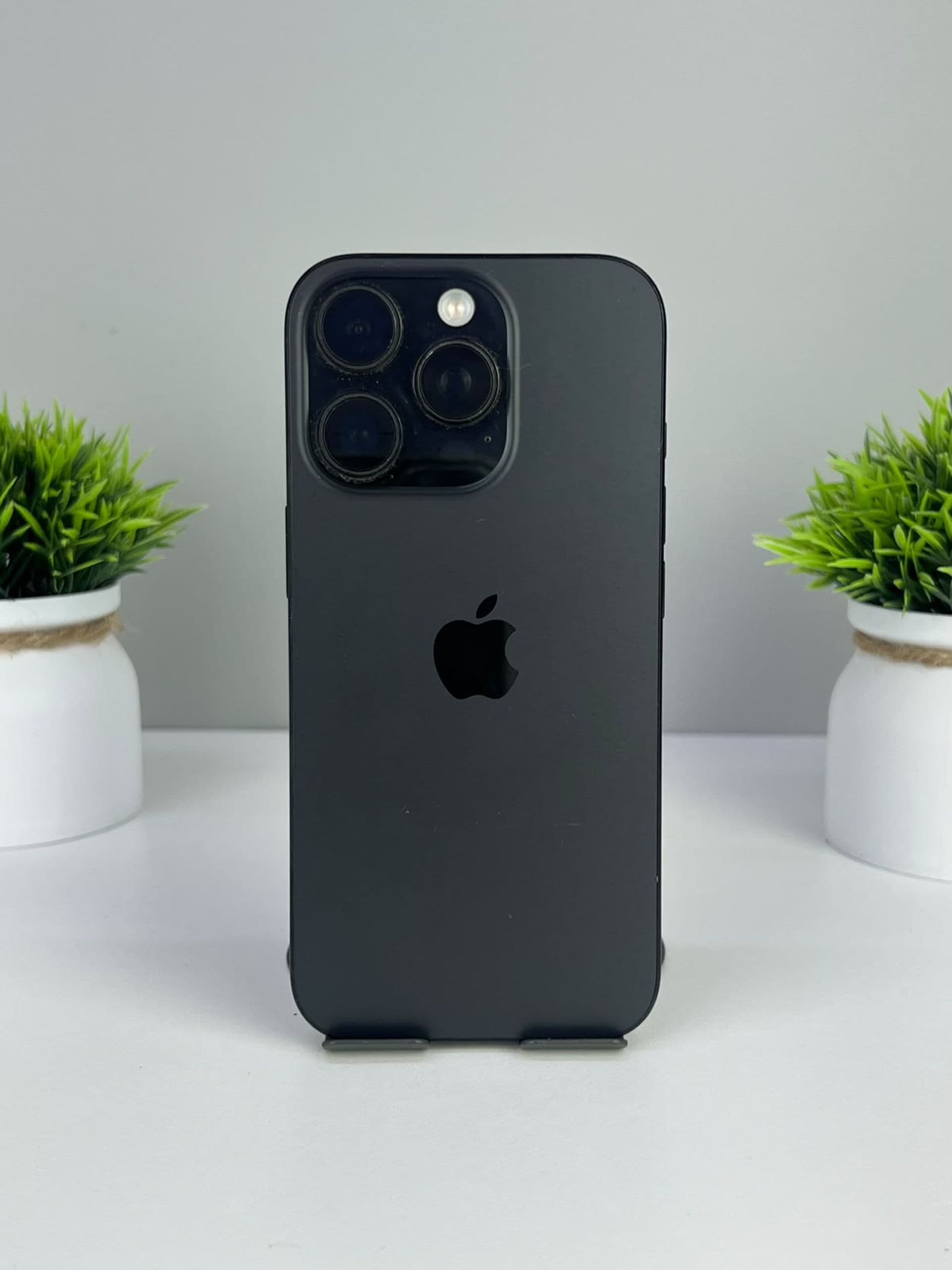 iPhone 16 Pro, 256 ГБ, Қара