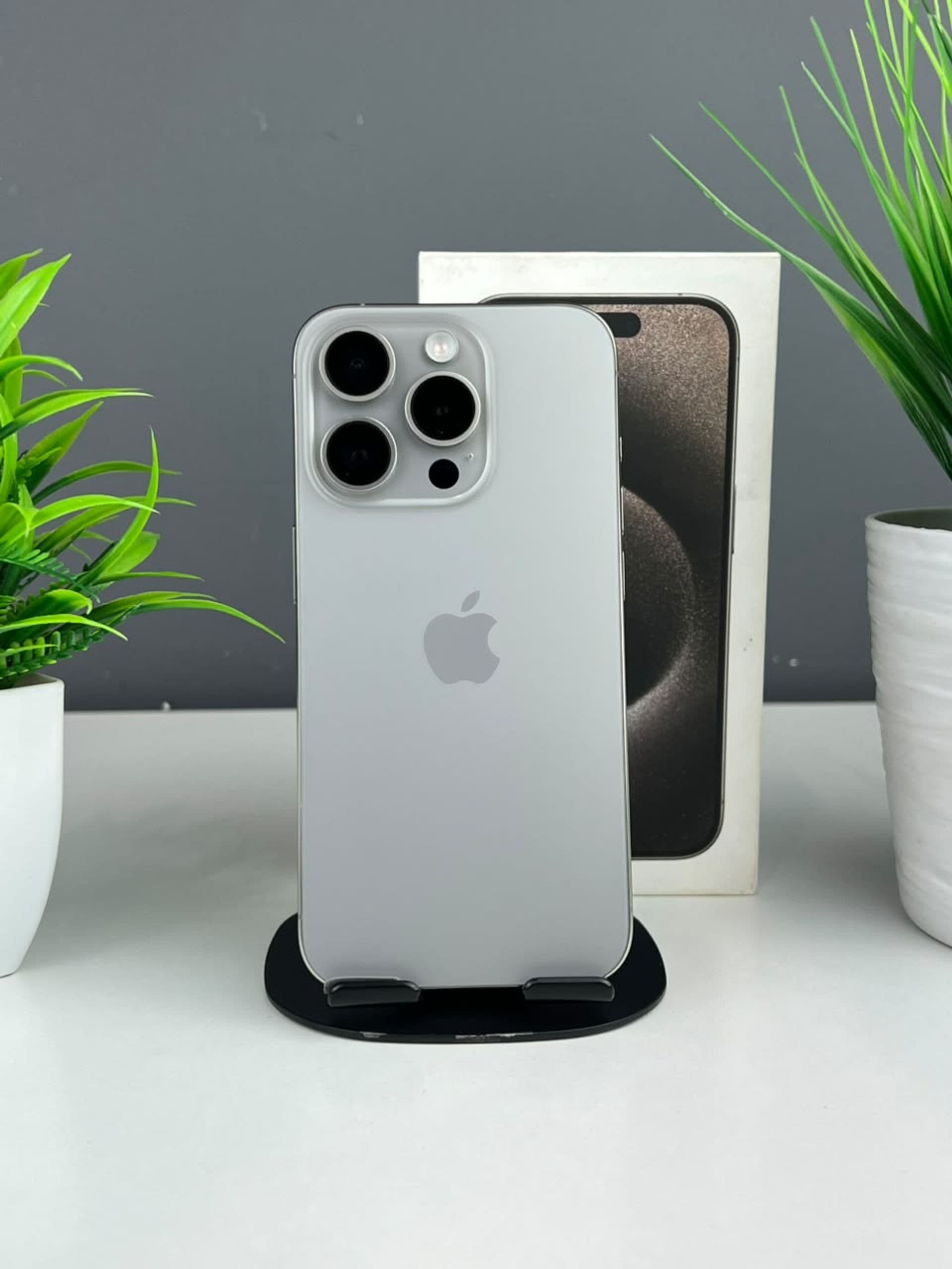 iPhone 15 Pro, 256 ГБ