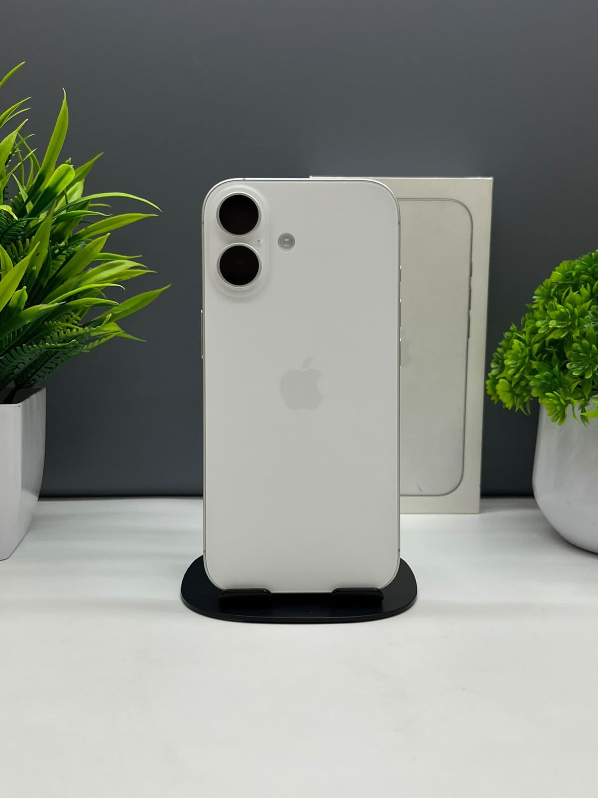 iPhone 17, 256 ГБ, Белый