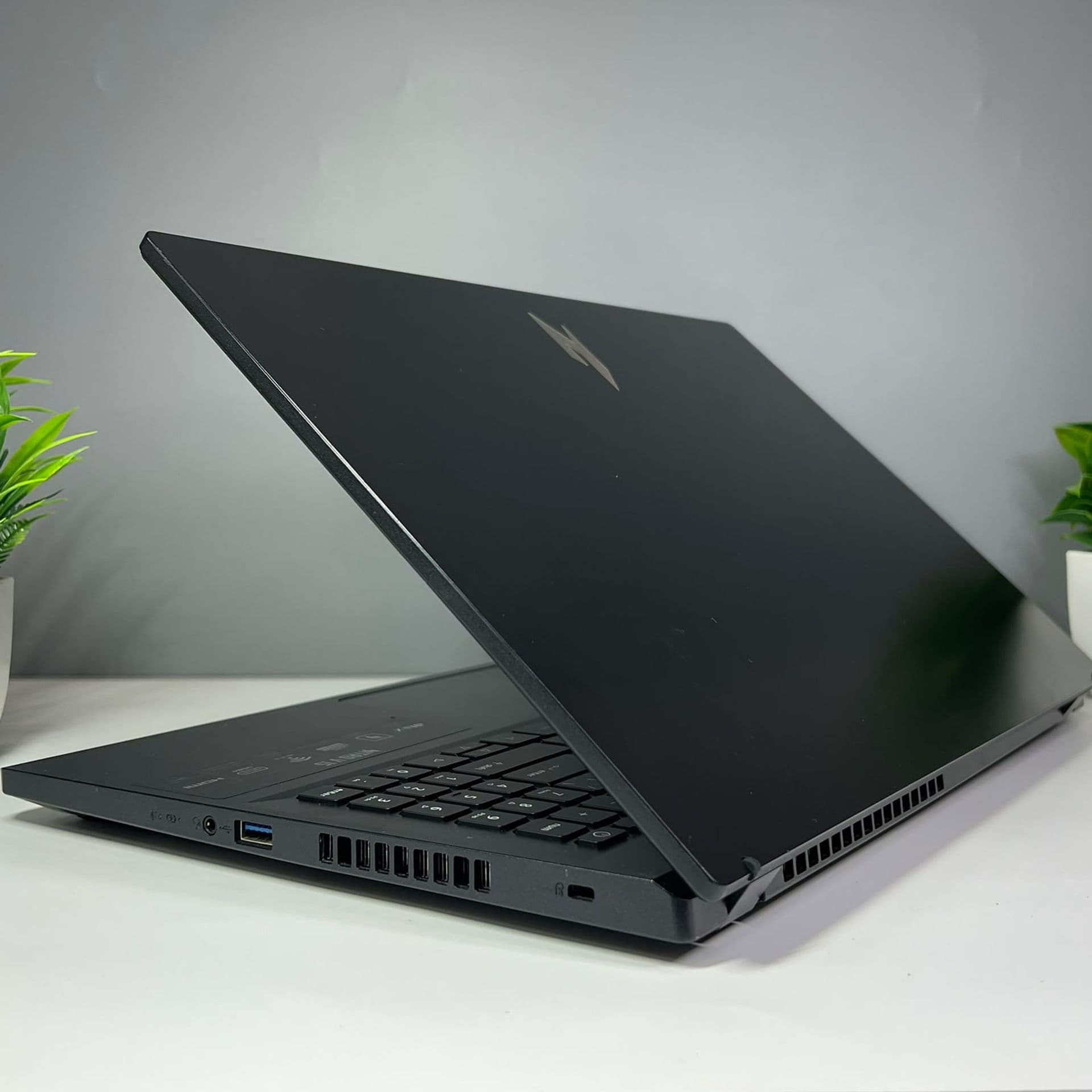 Acer Ryzen 7, 16 ГБ / 1 ТБ, 15.4″, Чёрный