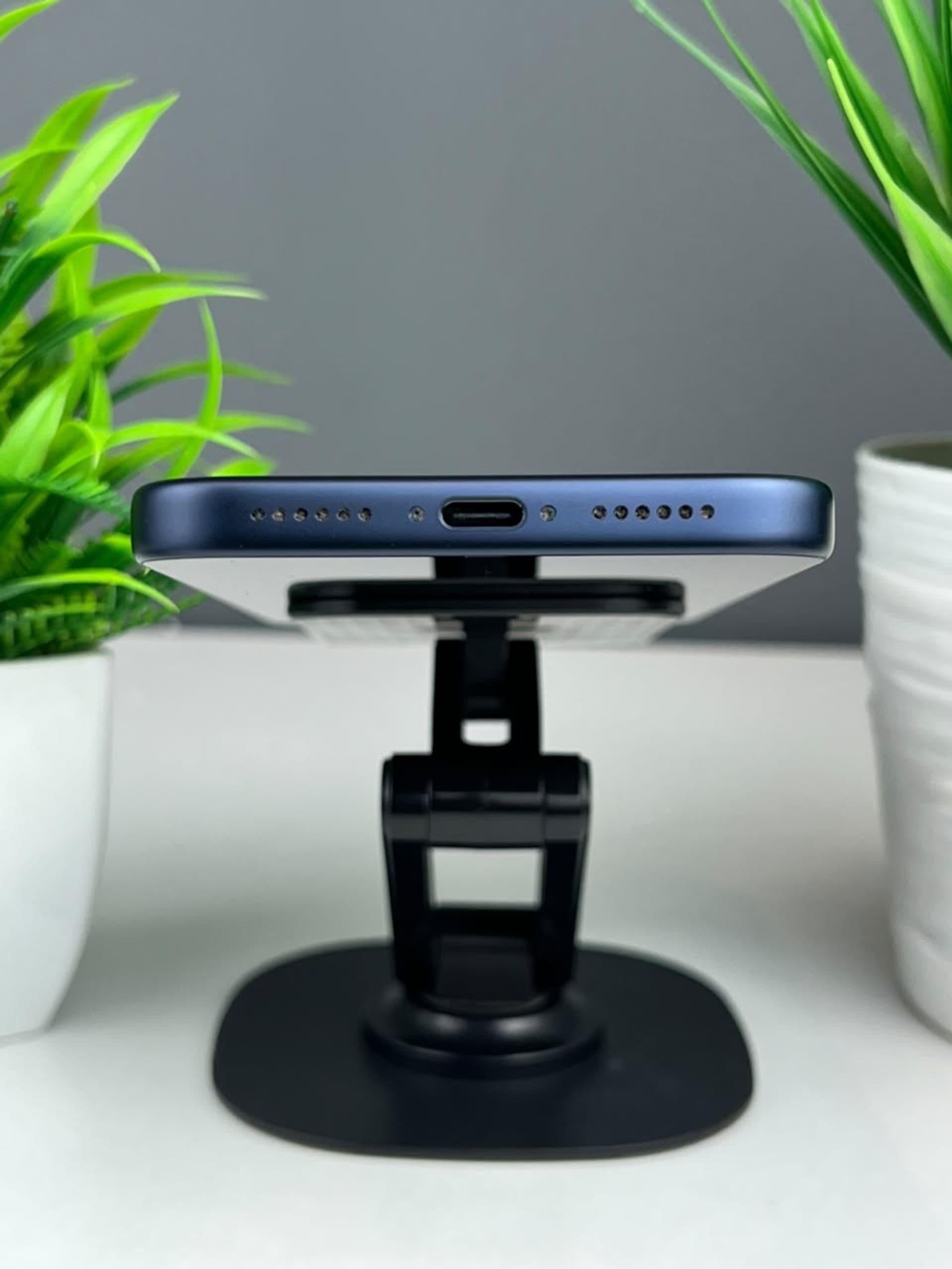 iPhone 17 Pro Max, 256 ГБ, Синий — фото 6
