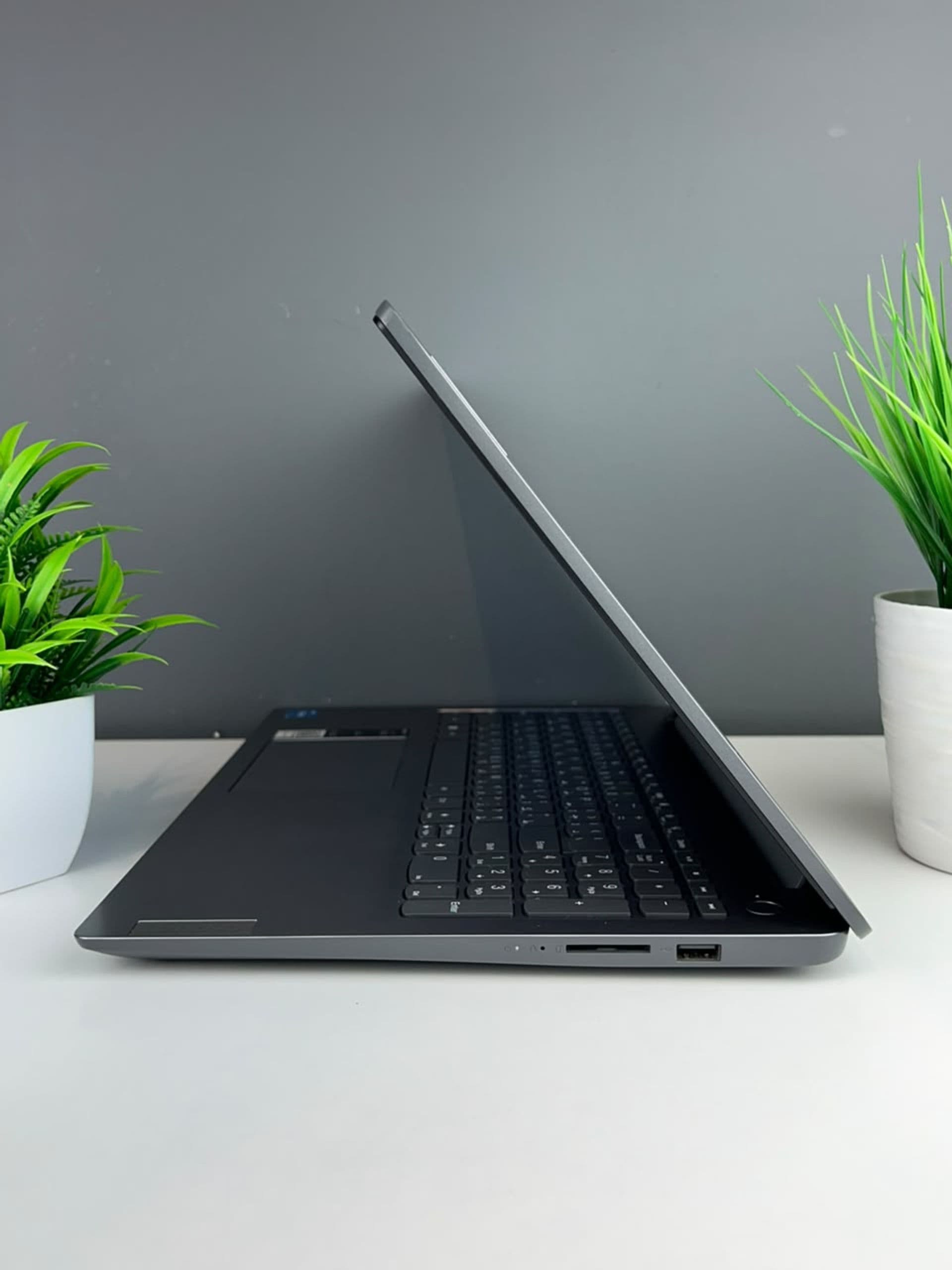 Lenovo Core i3, 8 ГБ / 256 ГБ, 15″, Қара — фото 5