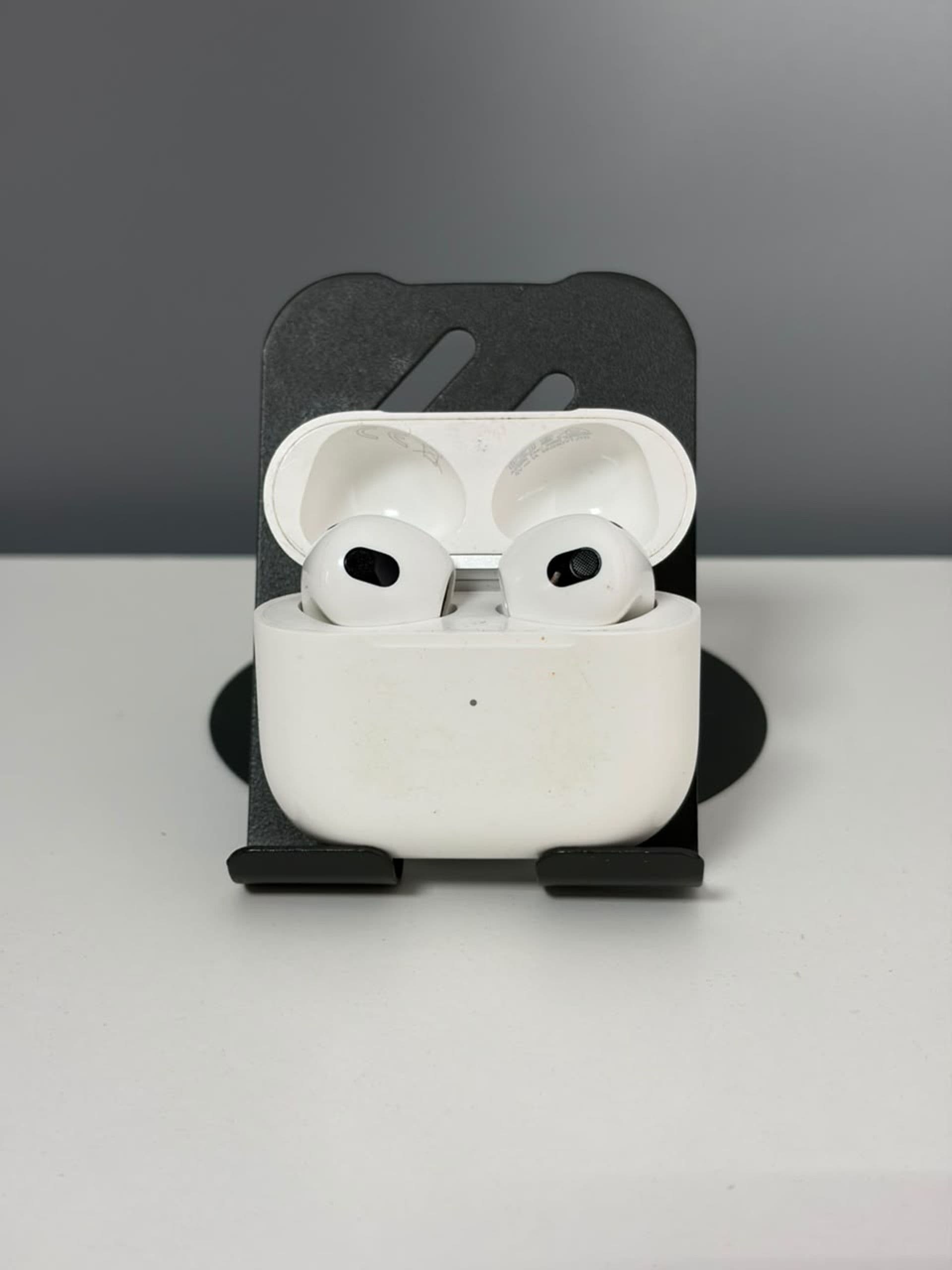 AirPods 3 series