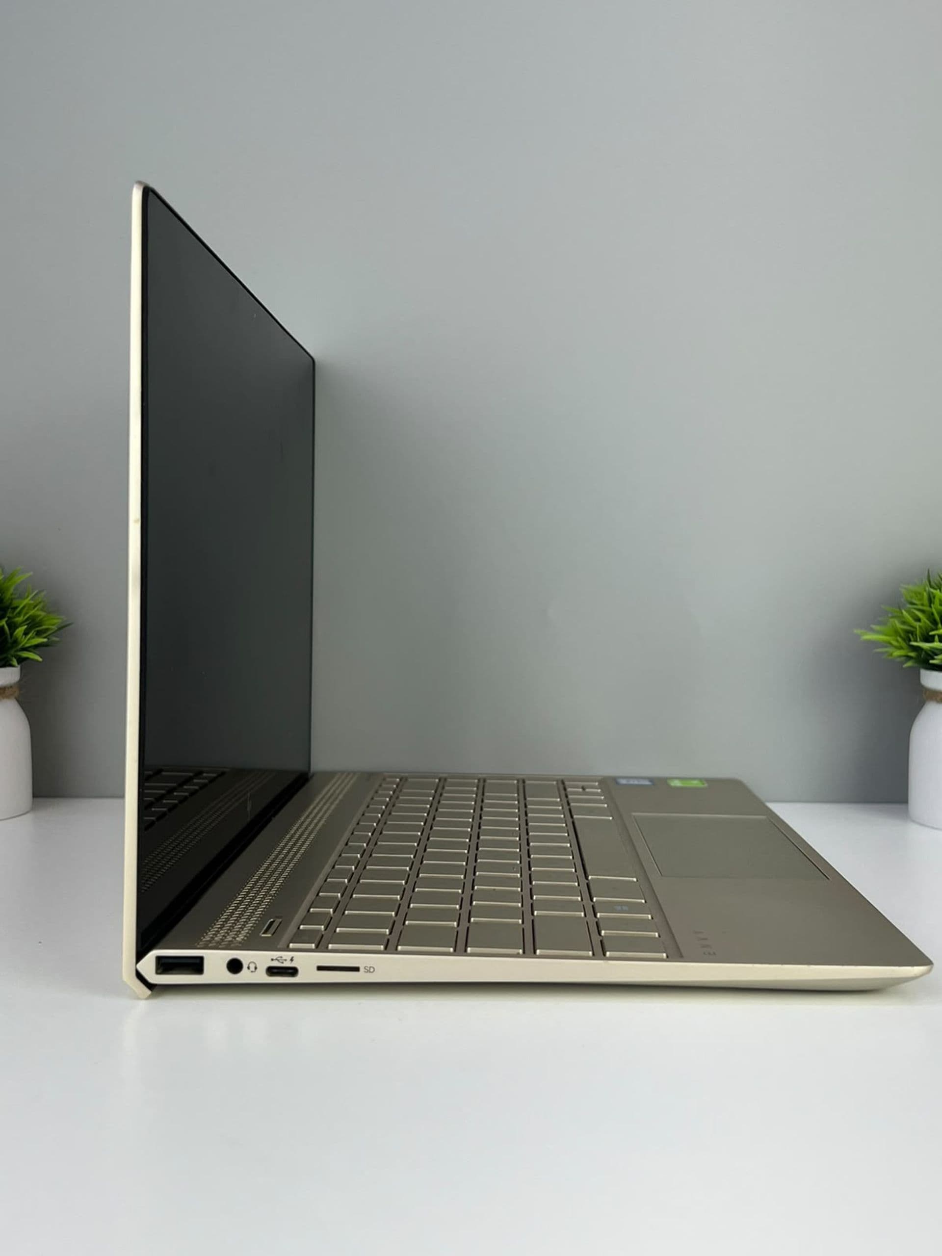 HP Core i7, 8 ГБ / 1 ТБ, 13.3″, Золотистый — фото 3