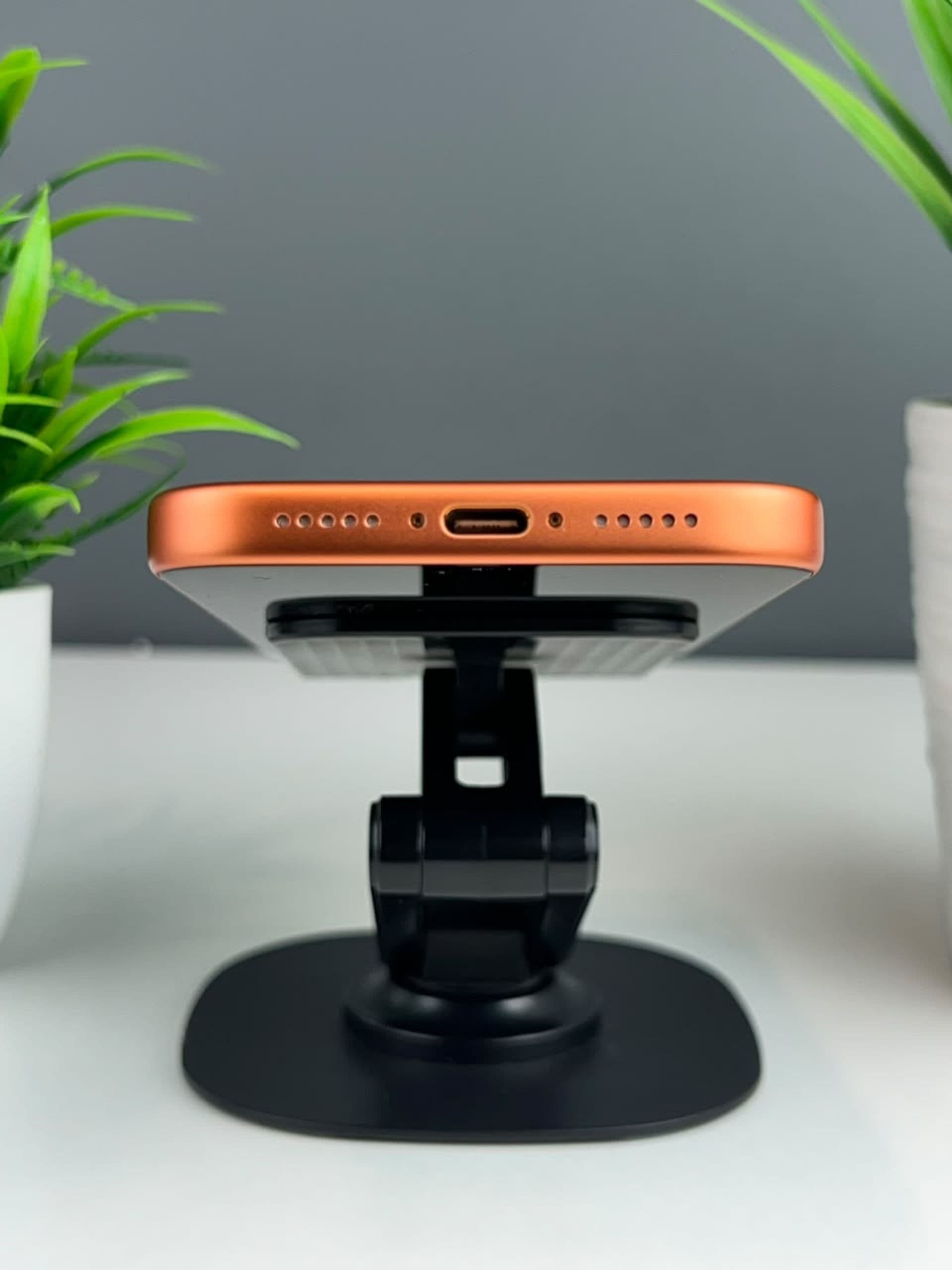 iPhone 17 Pro, 256 ГБ, Қызғылт сары — фото 4