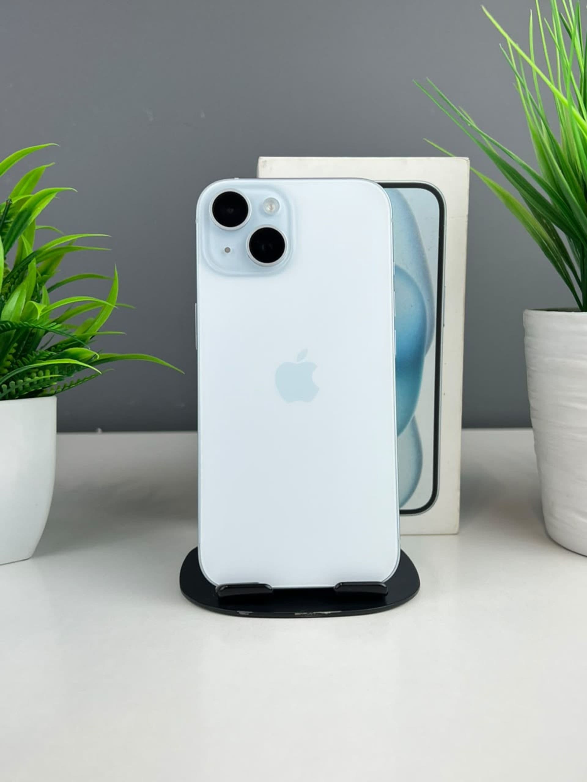 iPhone 15, 128 ГБ, Белый