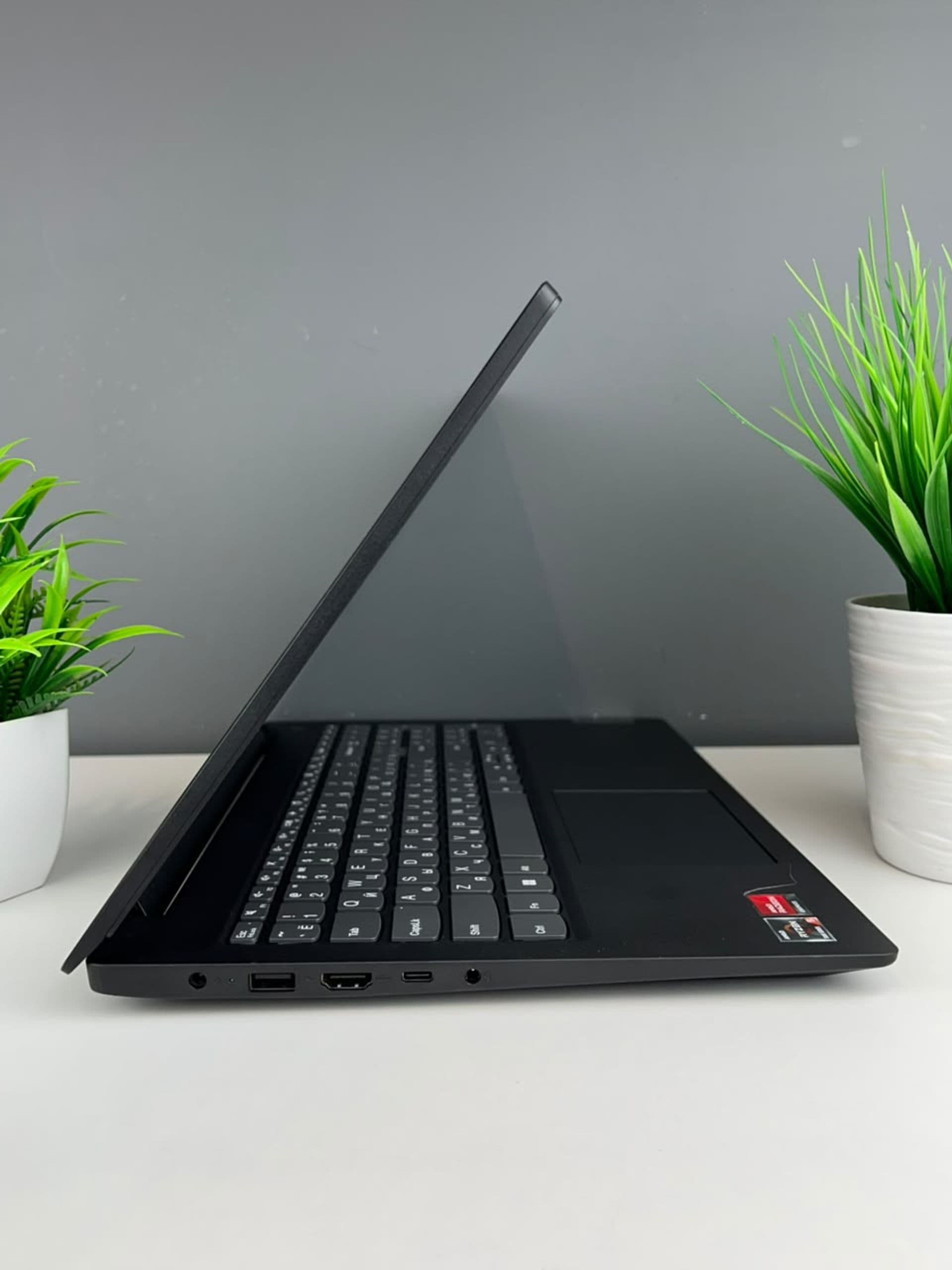 Lenovo Ryzen 5 (5-е поколение) 2023 (6 ядер / 12 потоков), 16 ГБ / 512 ГБ, 15.4″, Қара — фото 4