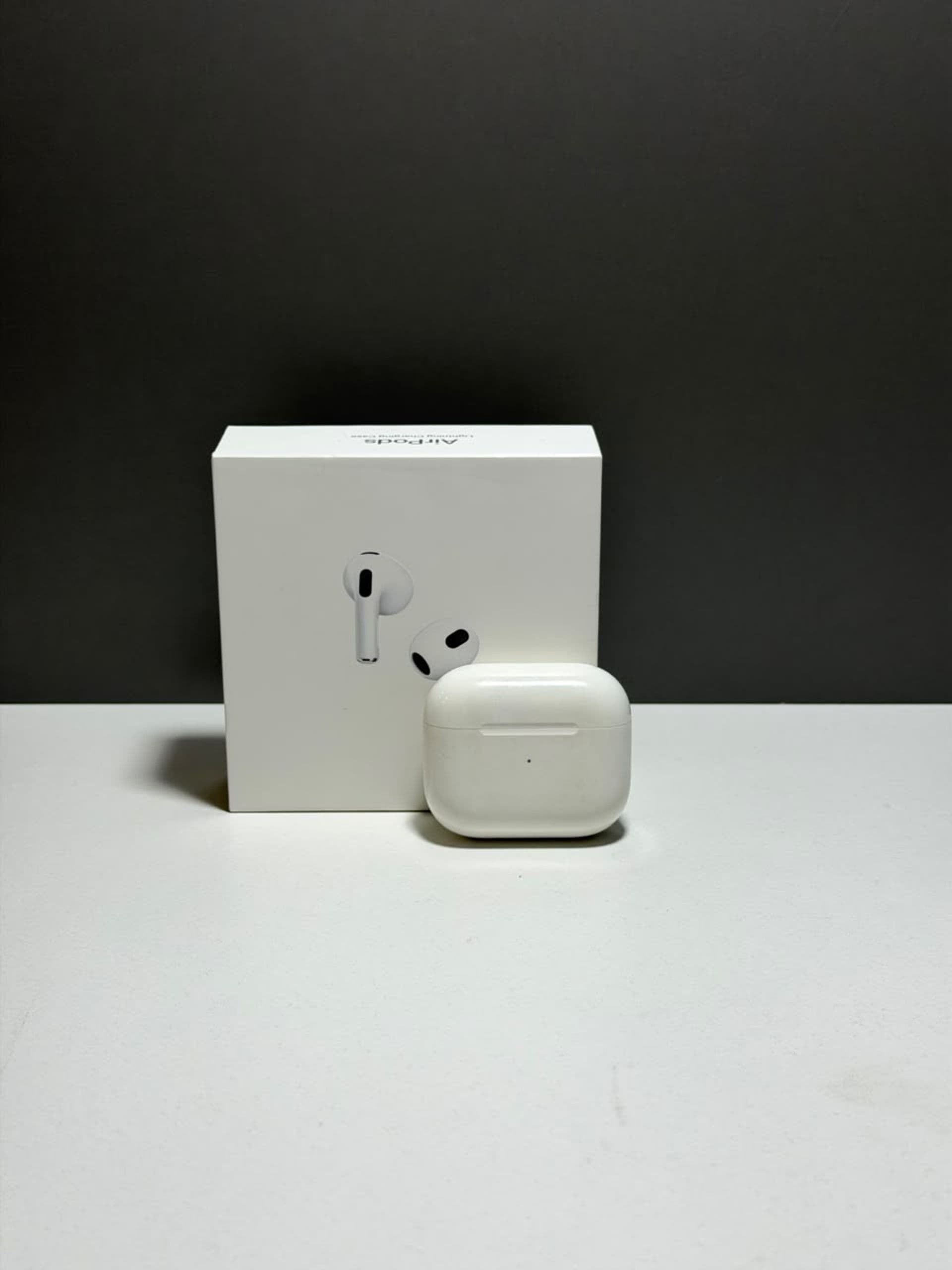 AirPods 3 series