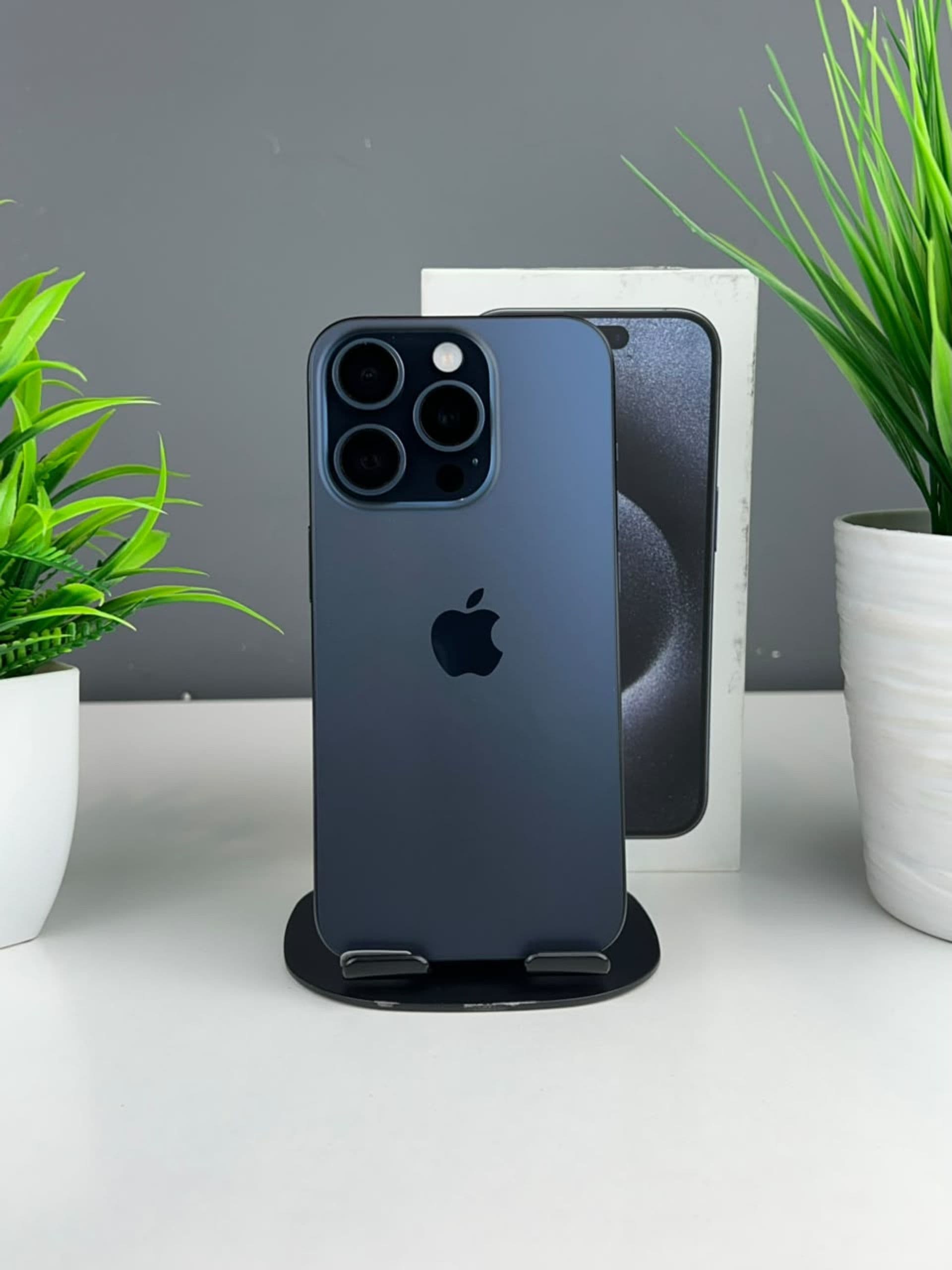 iPhone 15 Pro, 256 ГБ, Синий