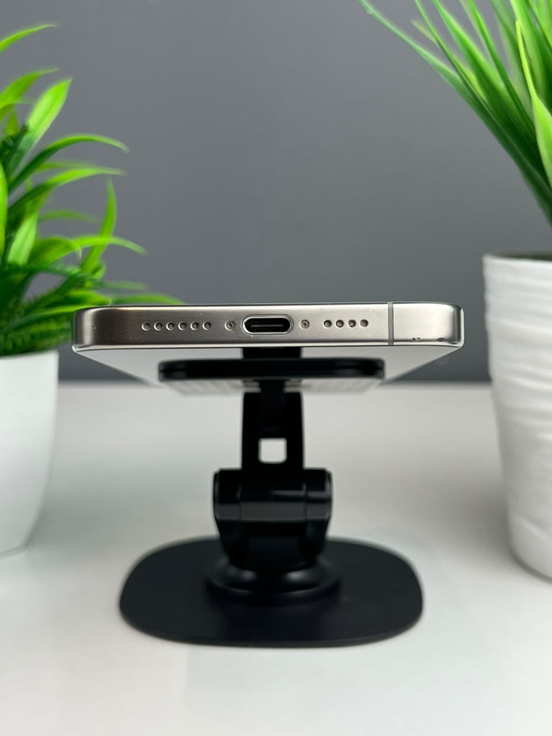 iPhone 15 Pro Max, 256 ГБ, Серый — фото 5