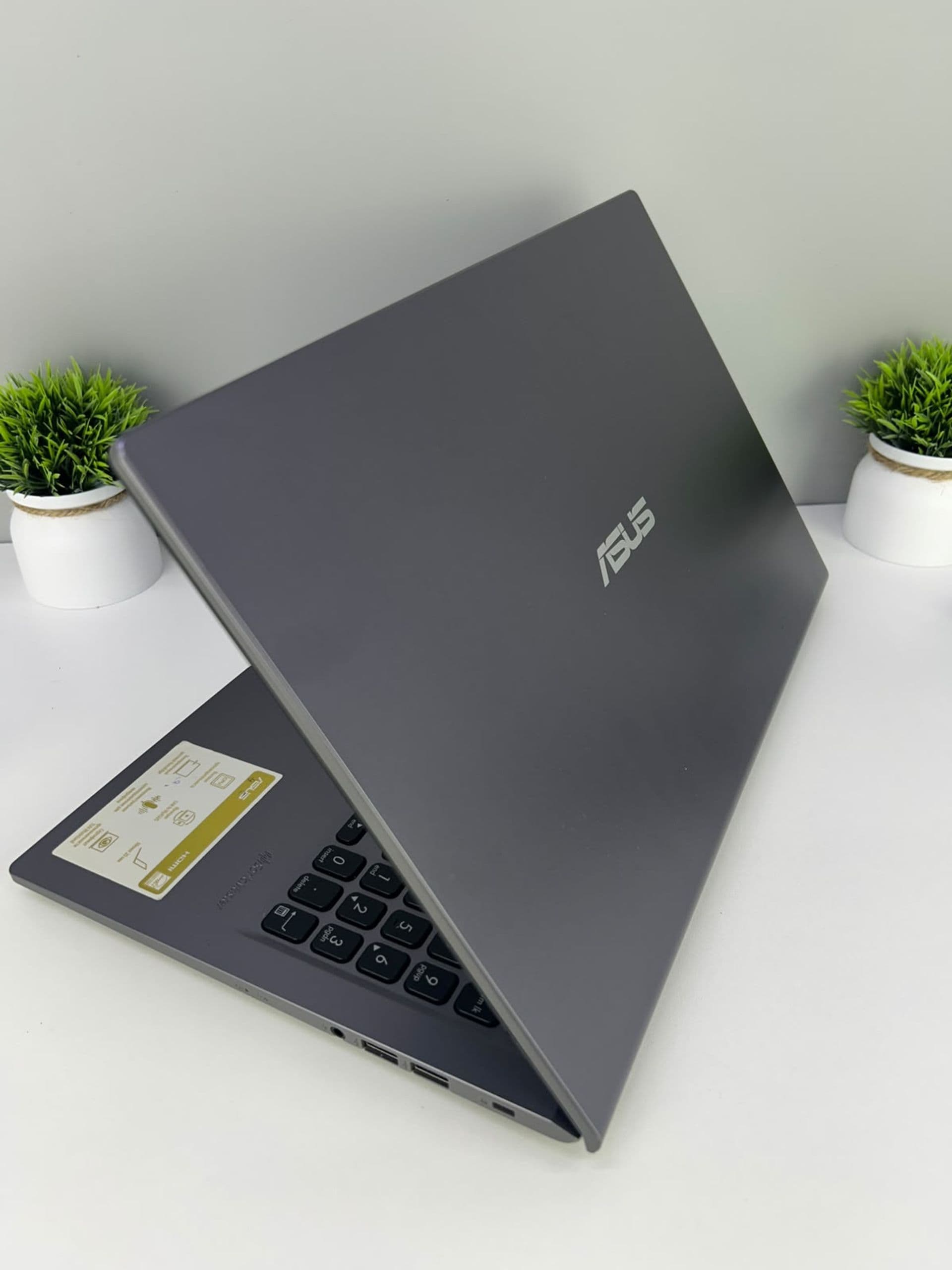ASUS Core i3, 8 ГБ / 256 ГБ, 15″, Серый