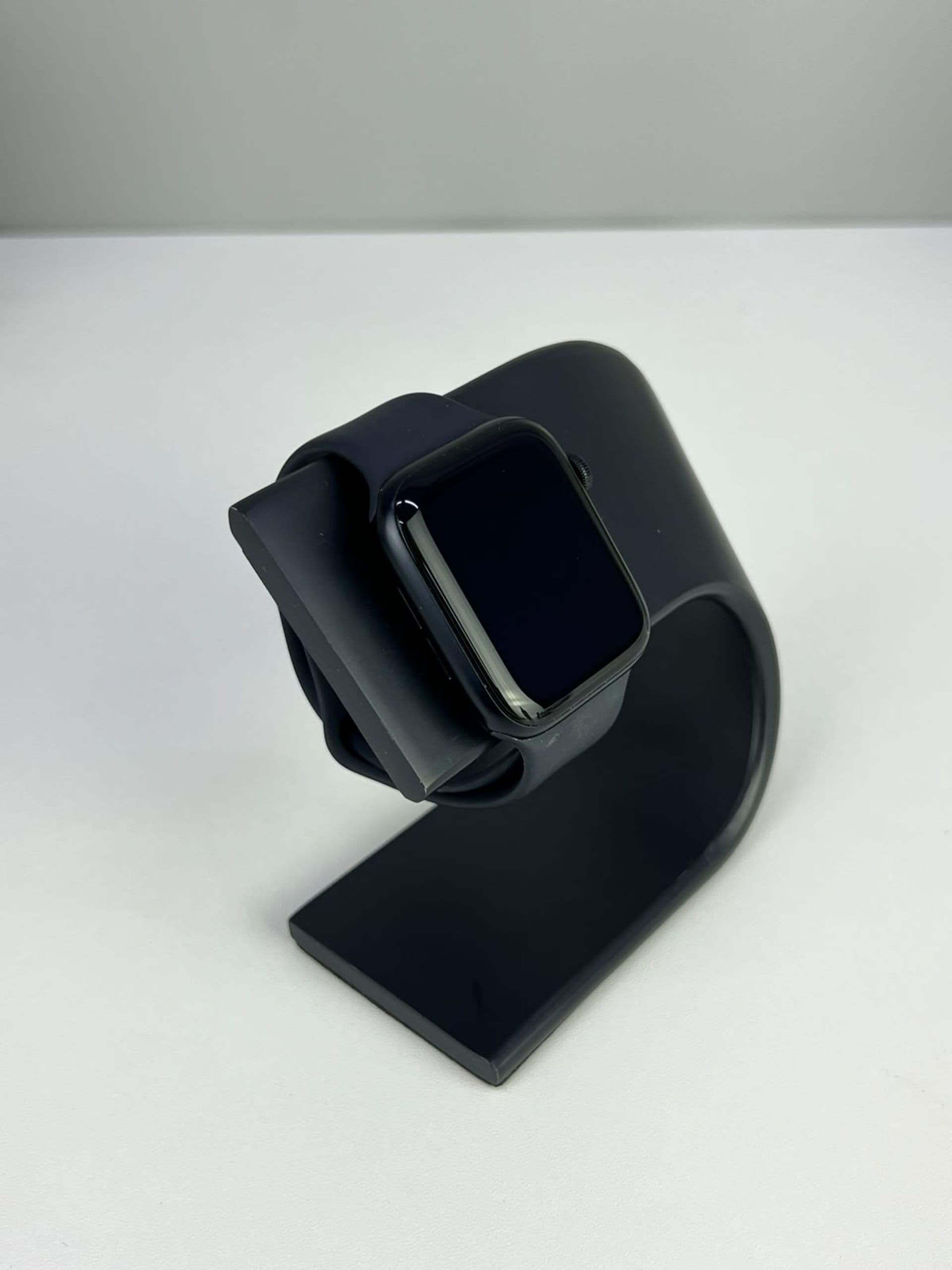 Apple Watch SE 44 mm (3е поколение), Қара — фото 3