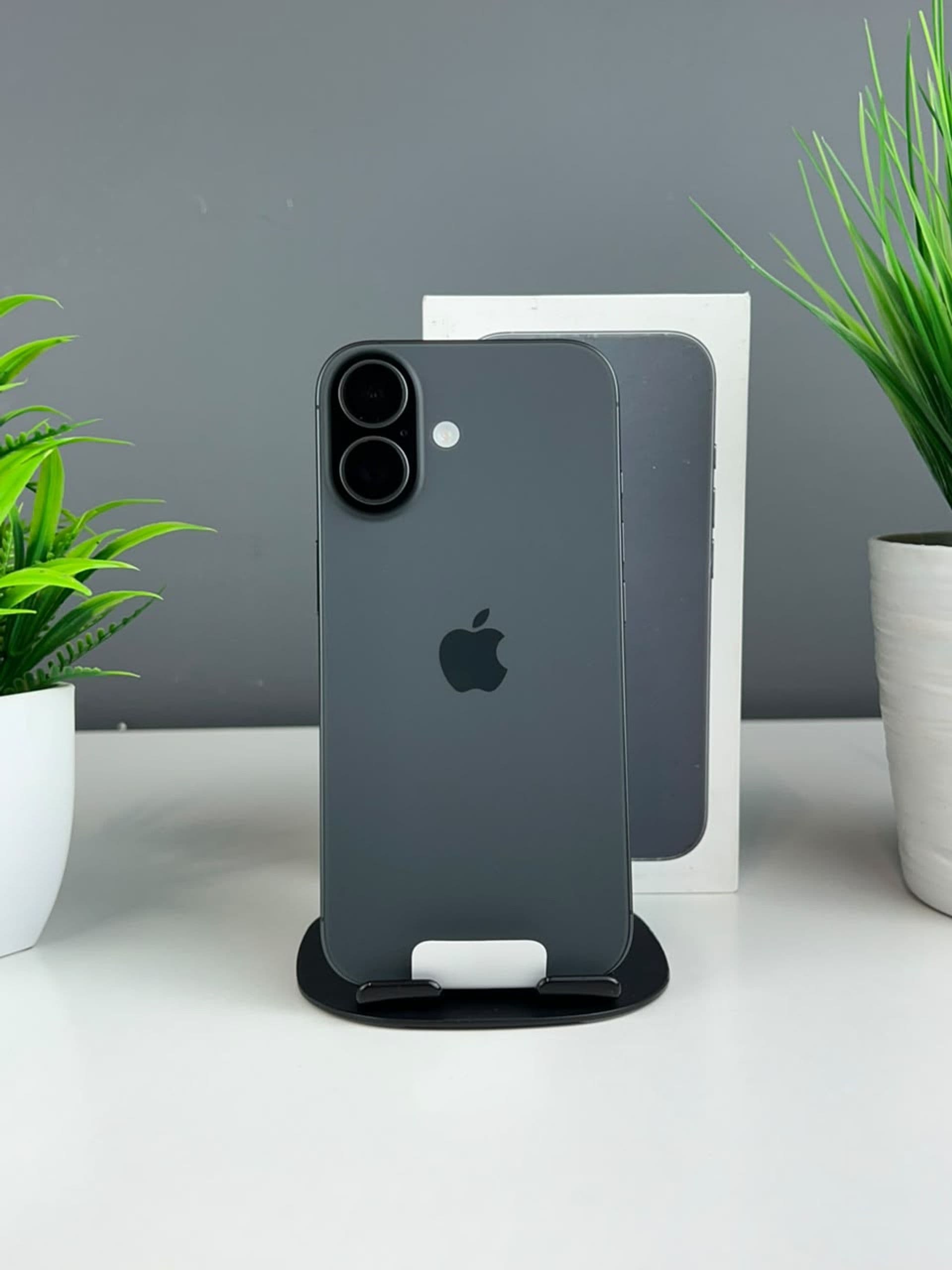 iPhone 17, 256 ГБ, Черный