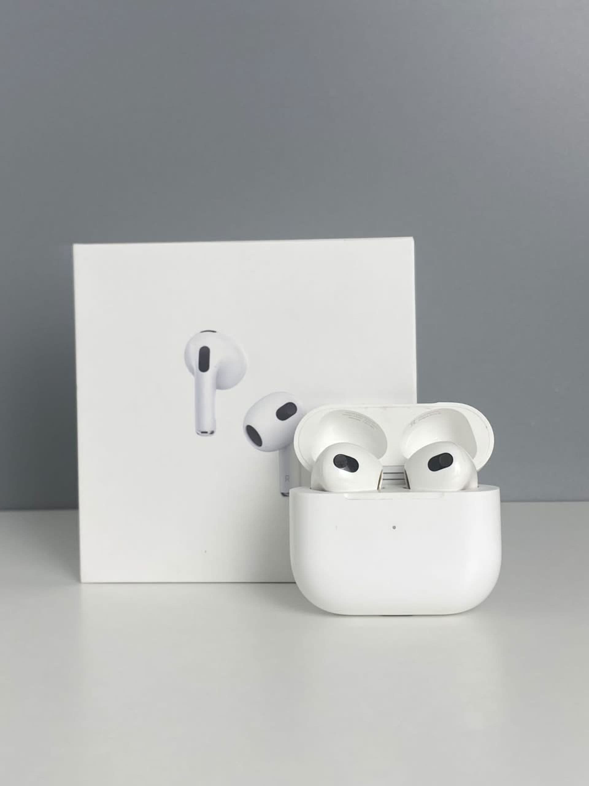 AirPods 3 series