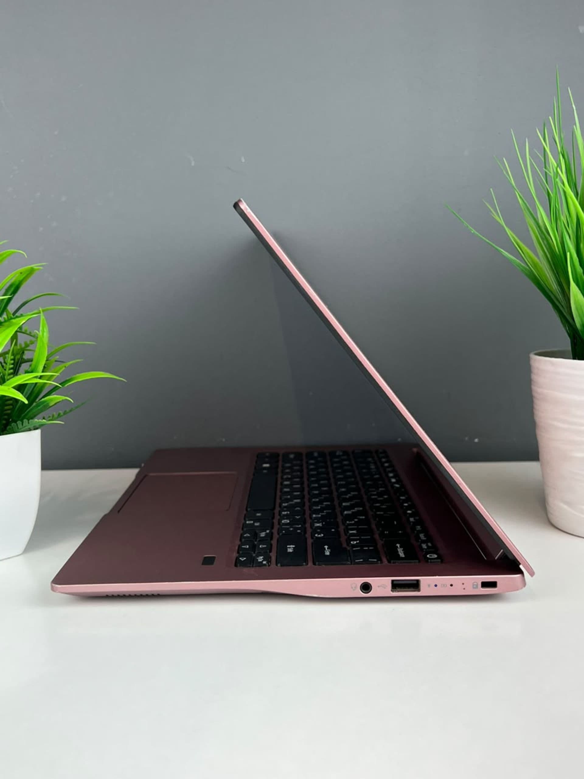 Acer Core i3, 8 ГБ / 240 ГБ, 13″, Розовый — фото 5