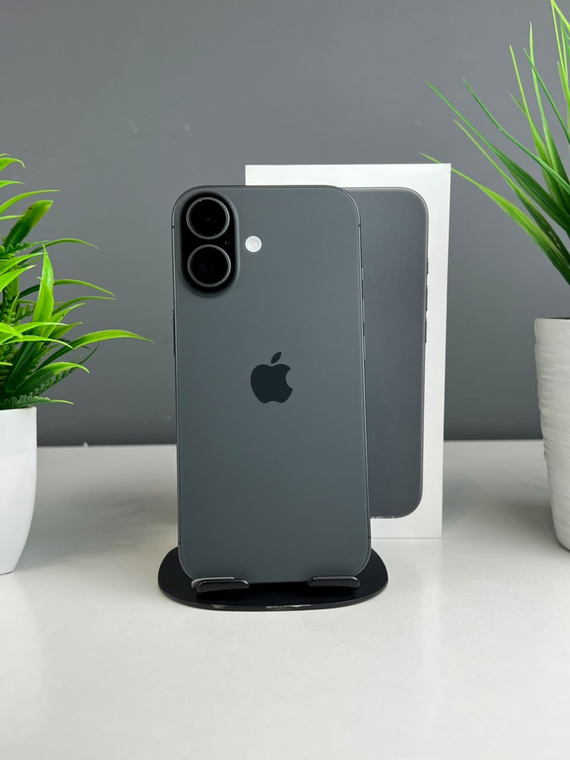 iPhone 17, 256 ГБ, Черный