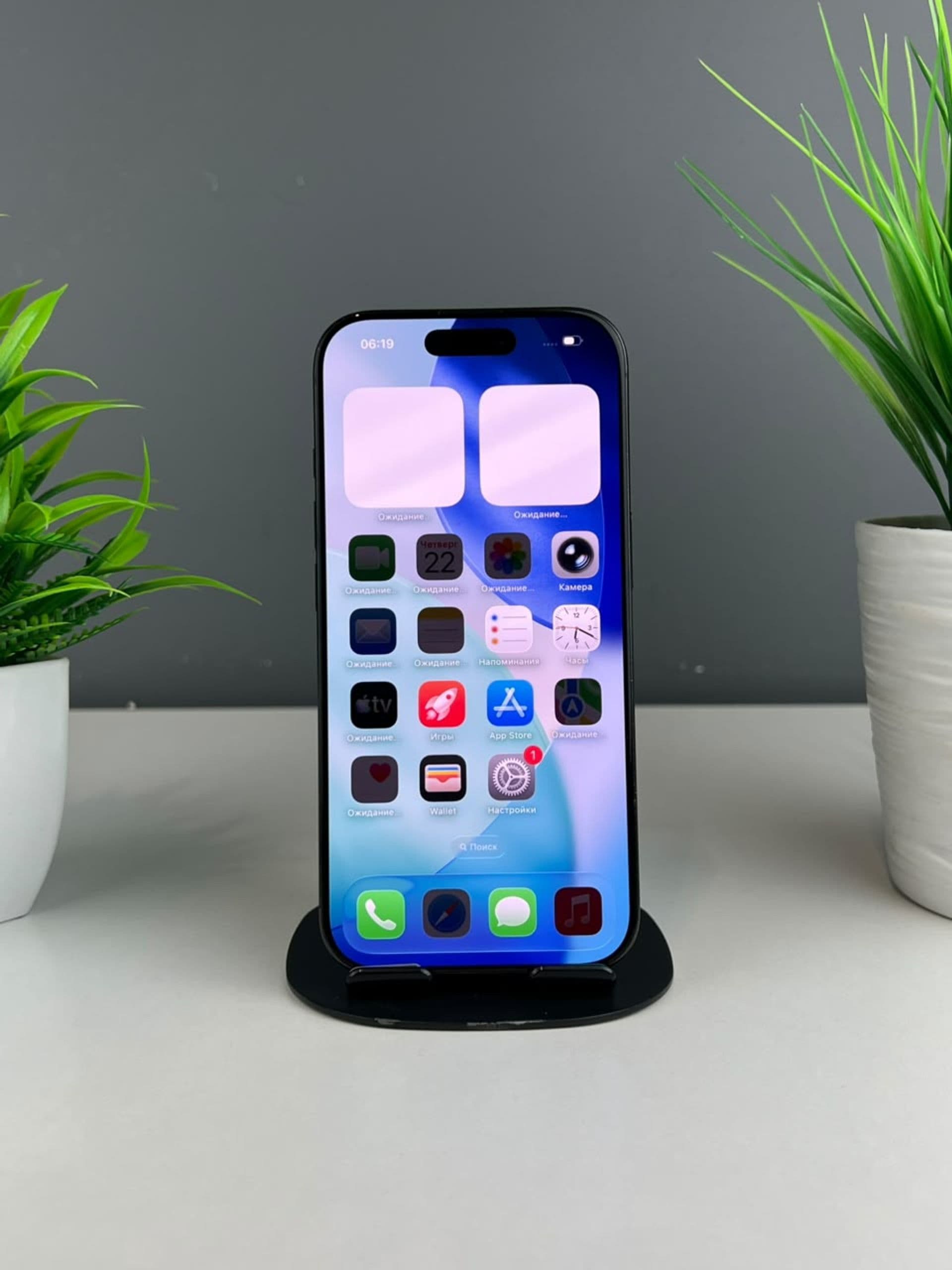 iPhone 16 Pro, 128 ГБ, Черный — фото 3