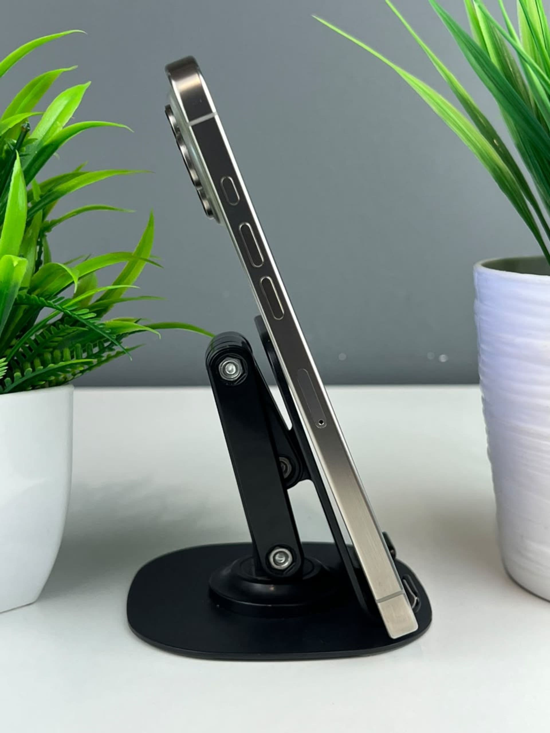 iPhone 16 Pro Max, 256 ГБ, Сұр — фото 4