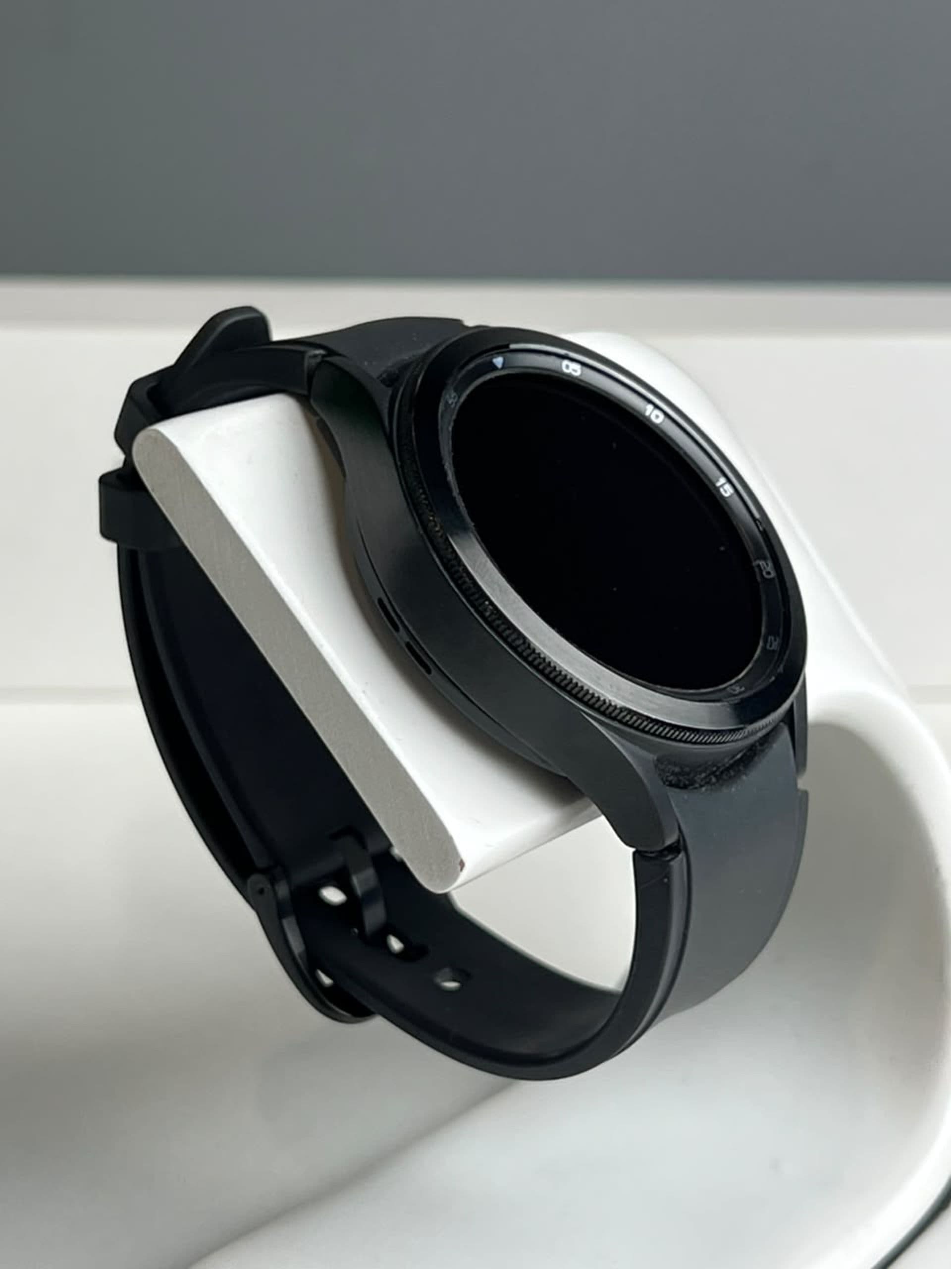 Samsung Series 4 Classic SM-R890, Чёрный — фото 3
