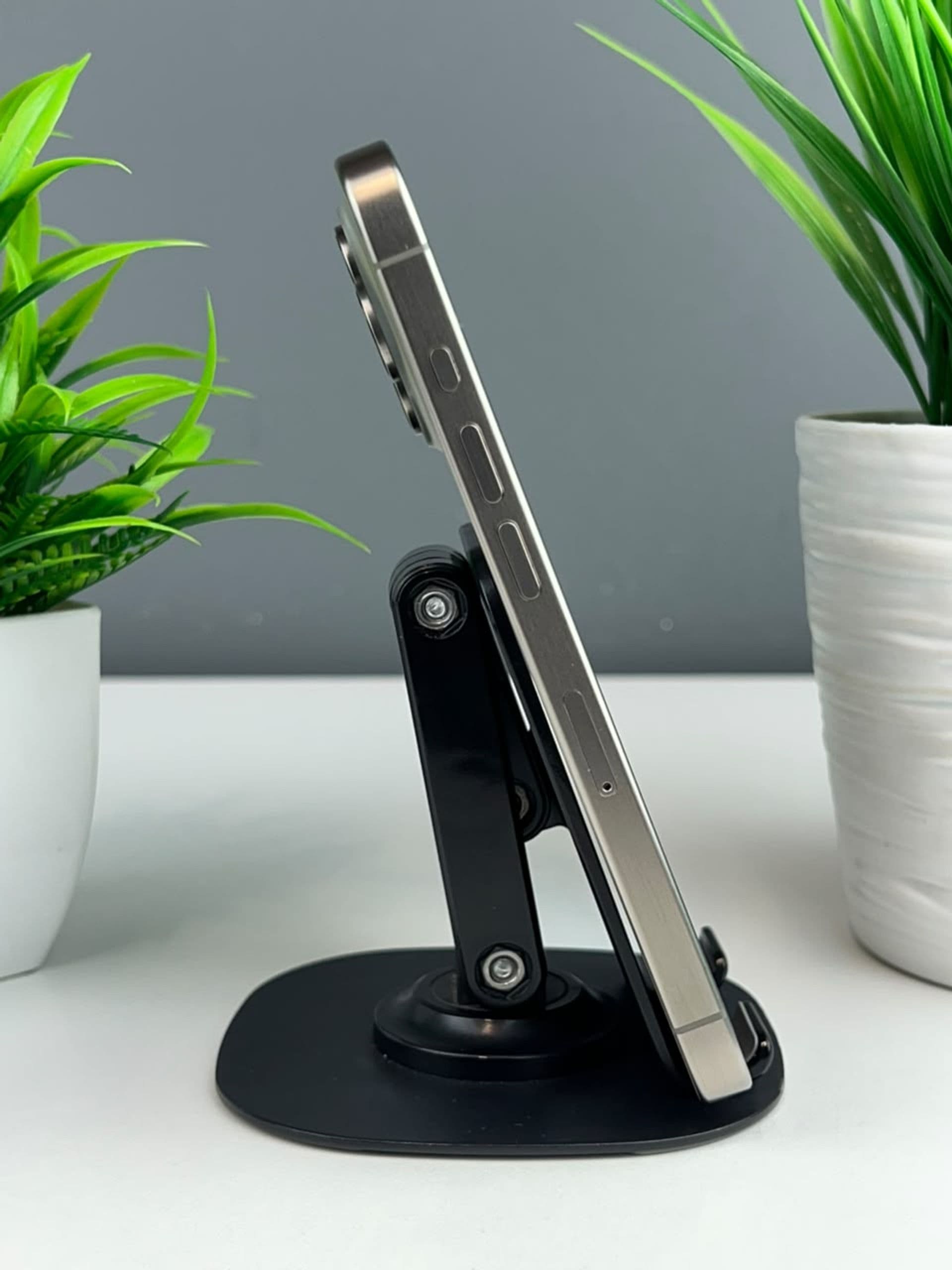 iPhone 15 Pro, 256 ГБ, Сұр — фото 4