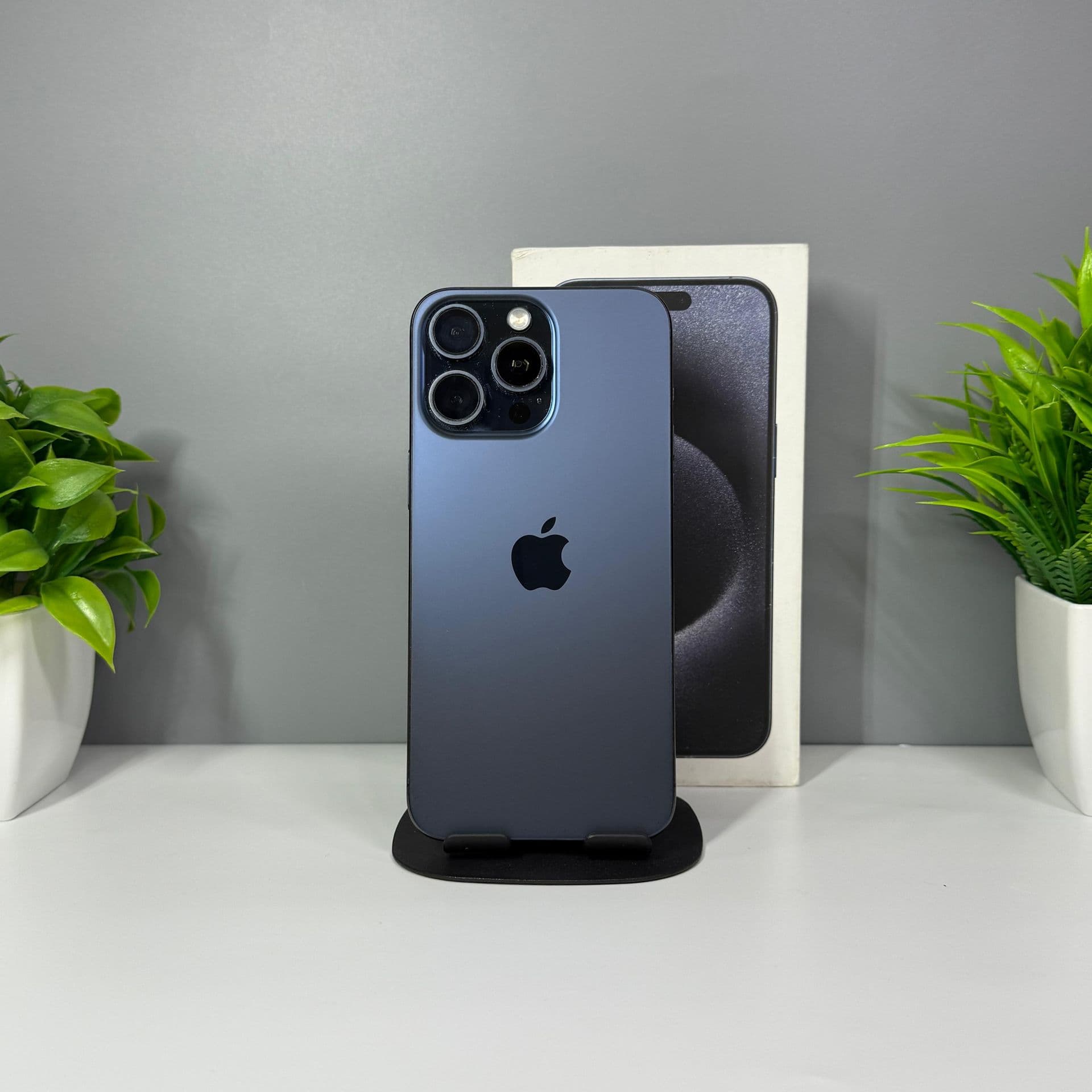 iPhone 15 Pro Max, 256 ГБ, Черный