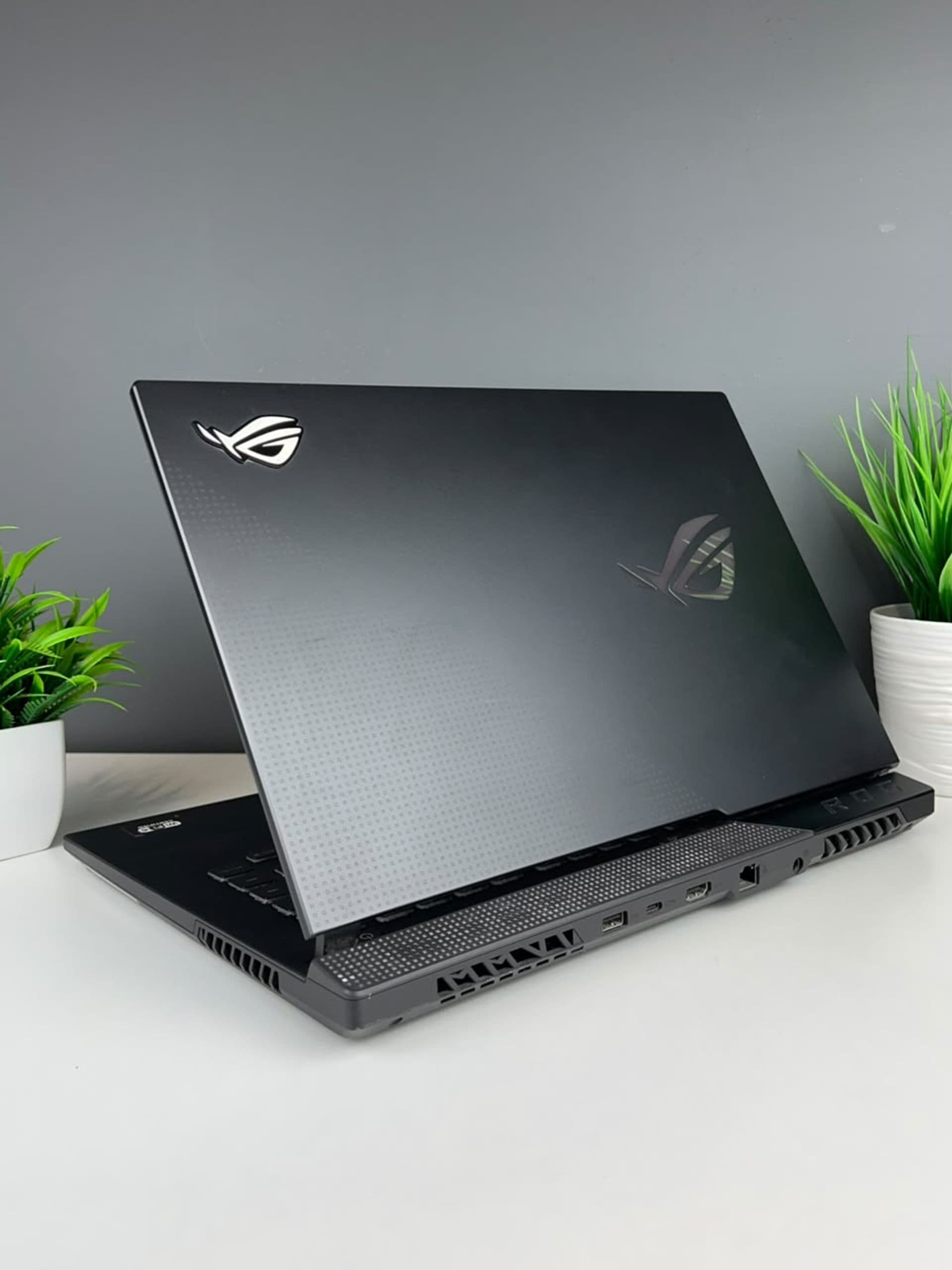 ASUS Rog, 16 ГБ / 512 ГБ, 16″, Қара