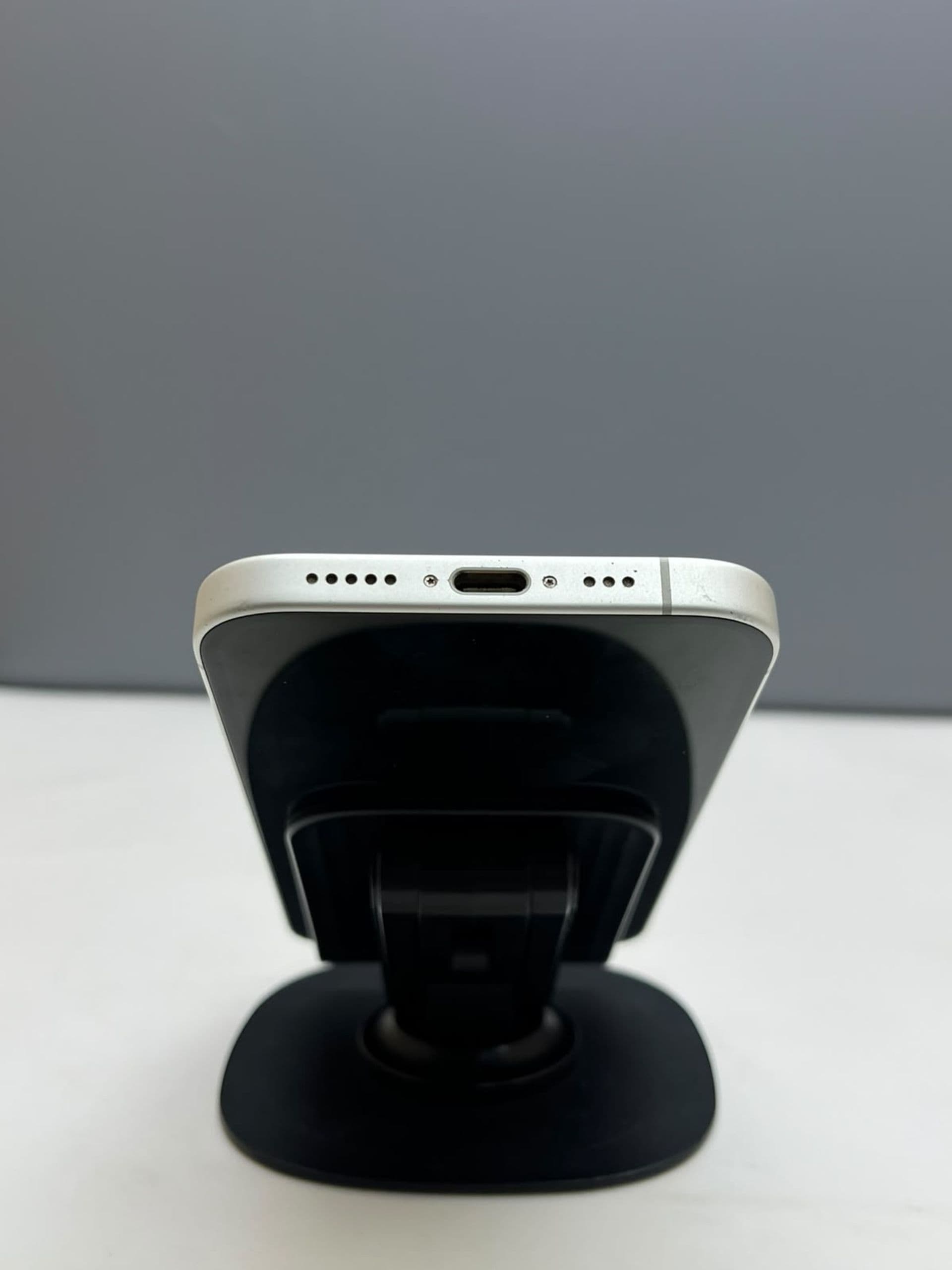iPhone 16, 128 ГБ, Белый — фото 5