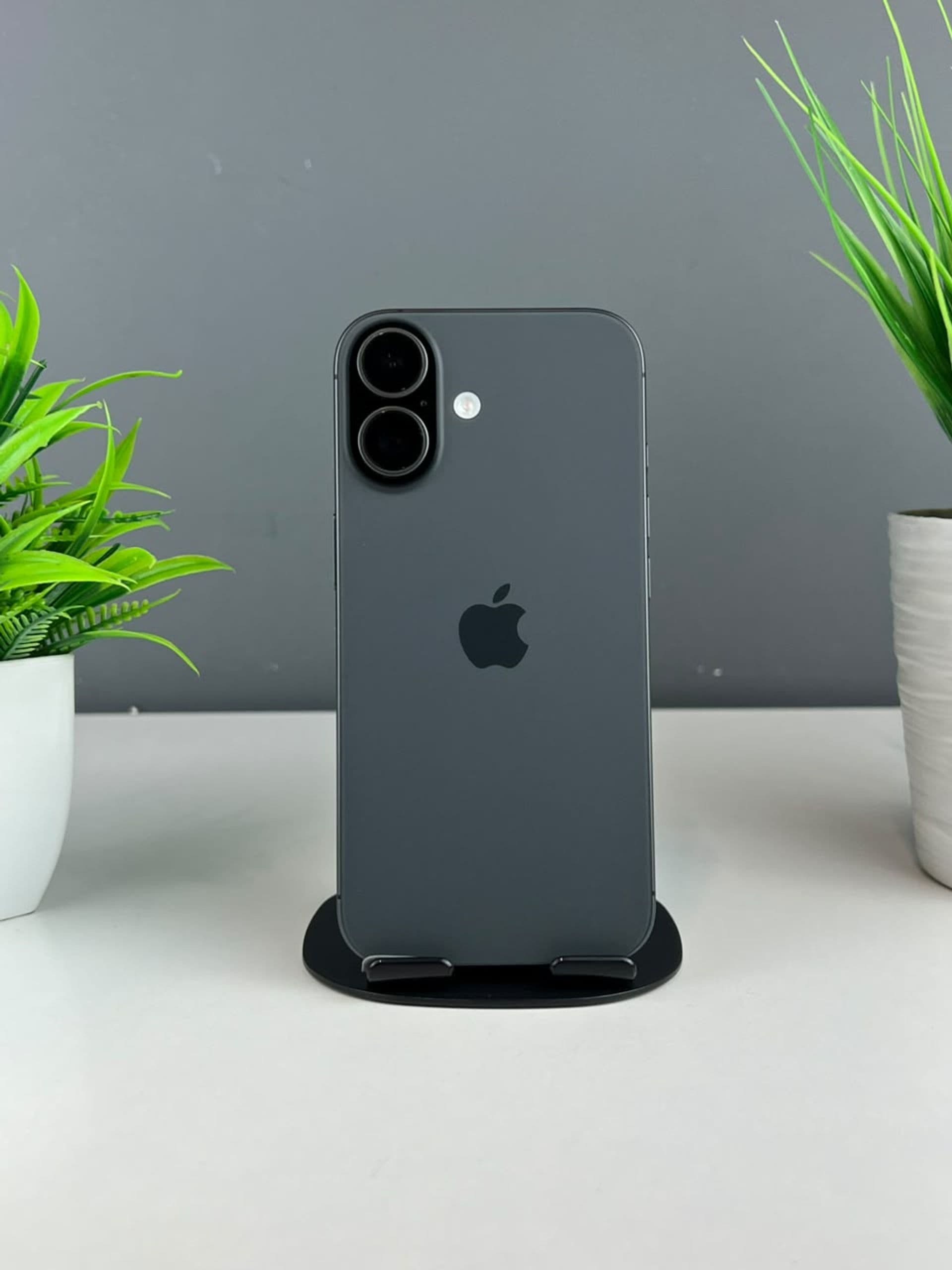 iPhone 17, 256 ГБ, Серый