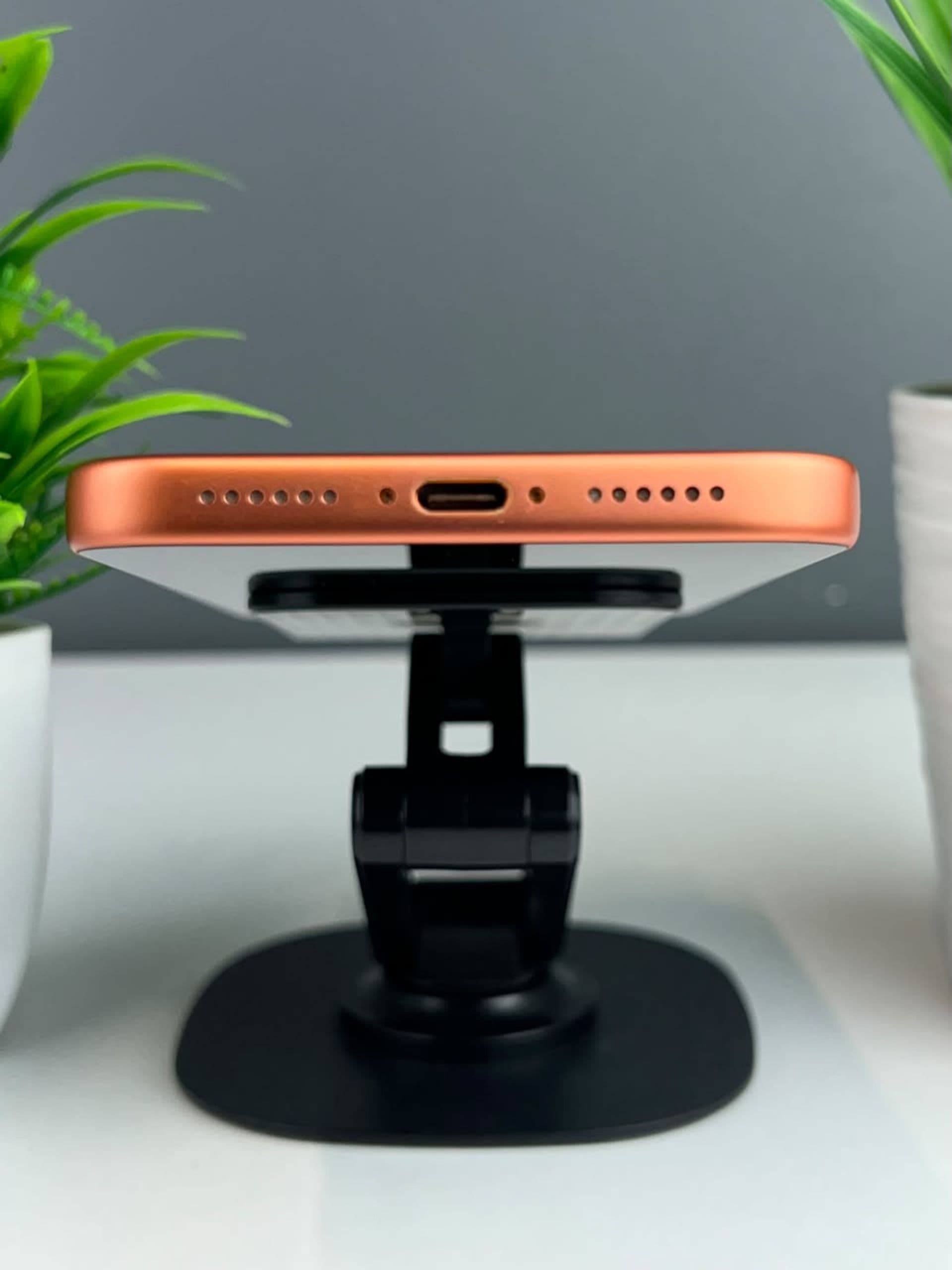 iPhone 17 Pro Max, 256 ГБ, Қызғылт сары — фото 5