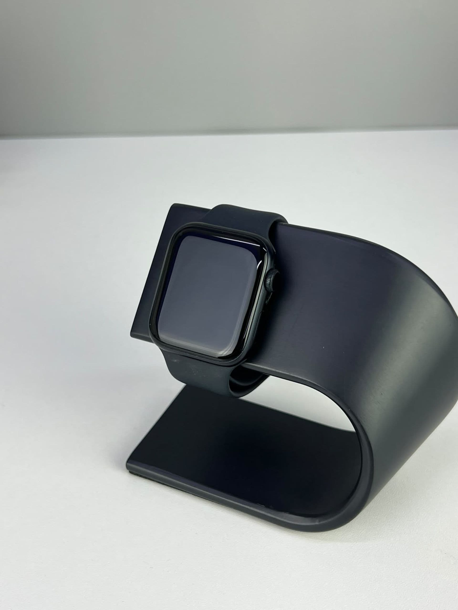 Apple Watch SE 44 mm (3е поколение), Қара — фото 2